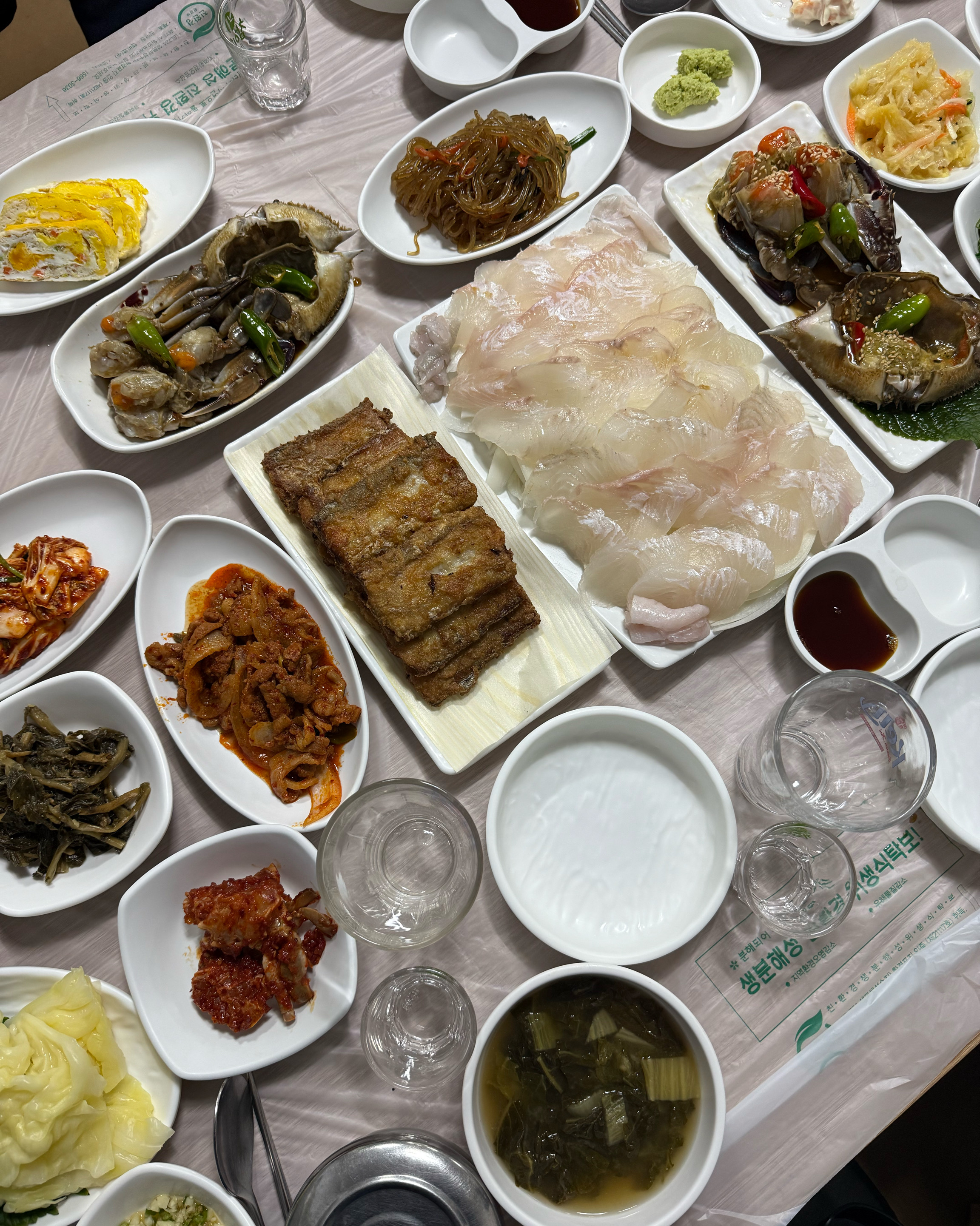 2번째 방문입니다~ 너무너무너무 맛있어요!! 밑반찬들도 맛있고 배부르게 먹었습니다! 다음에
