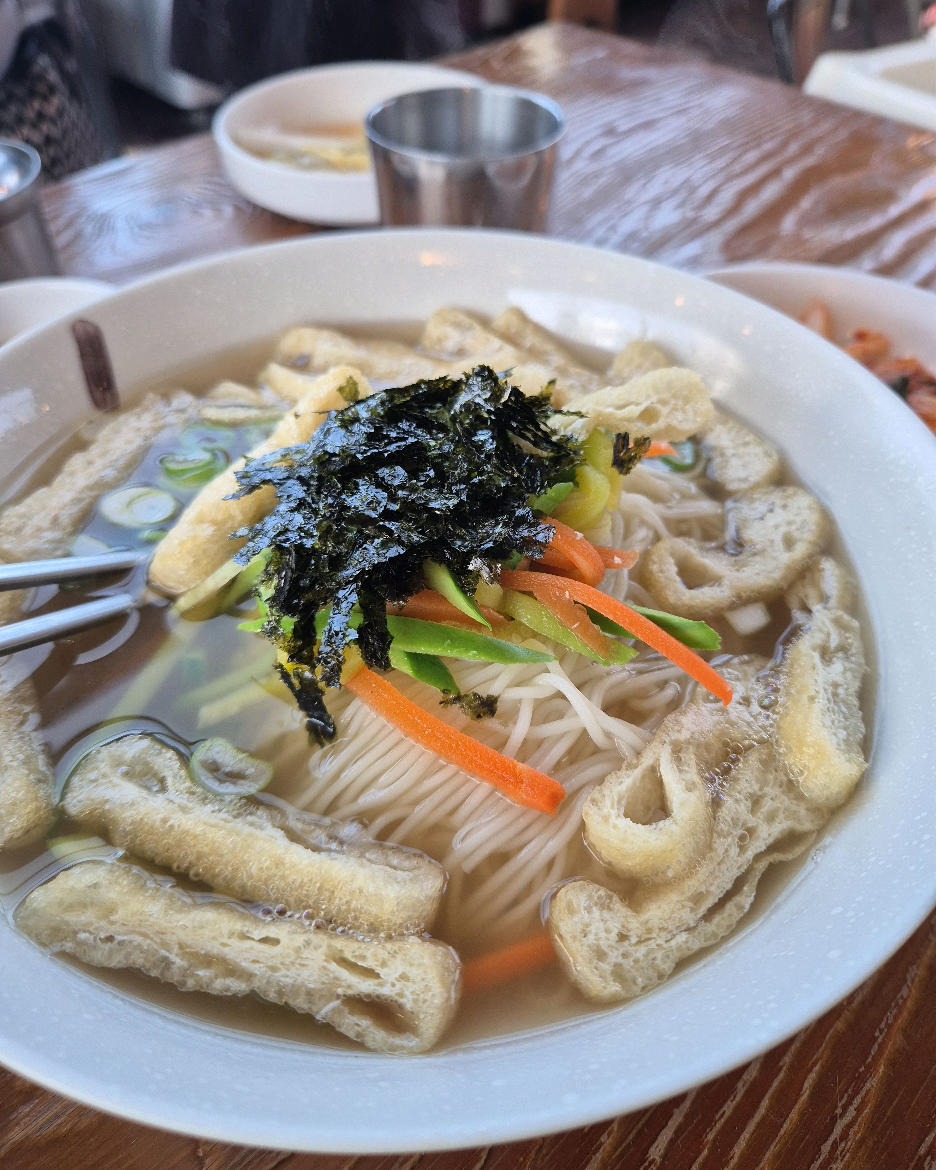 양재점 생기고부터는 양재로만 다니다가 오랜만에 본점 왔어요 ㅎㅎㅎ 역시 맛있어요 ! - 안양 맛집 인덕원비빔국수 안양본점