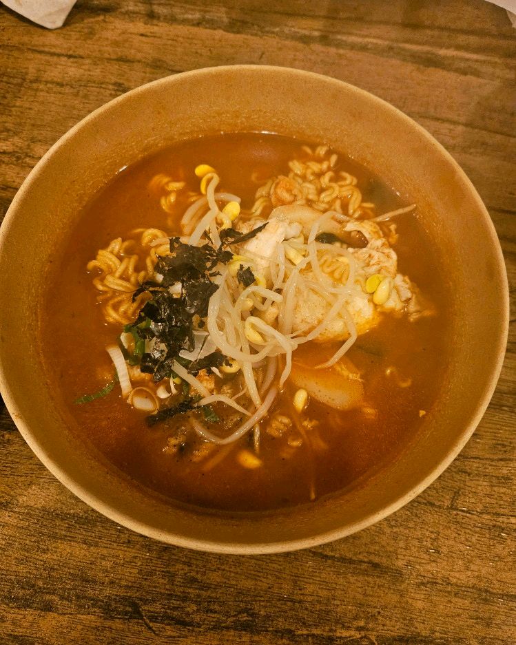 [명동 맛집 틈새라면 명동본점] 직접 가본 로컬 리뷰