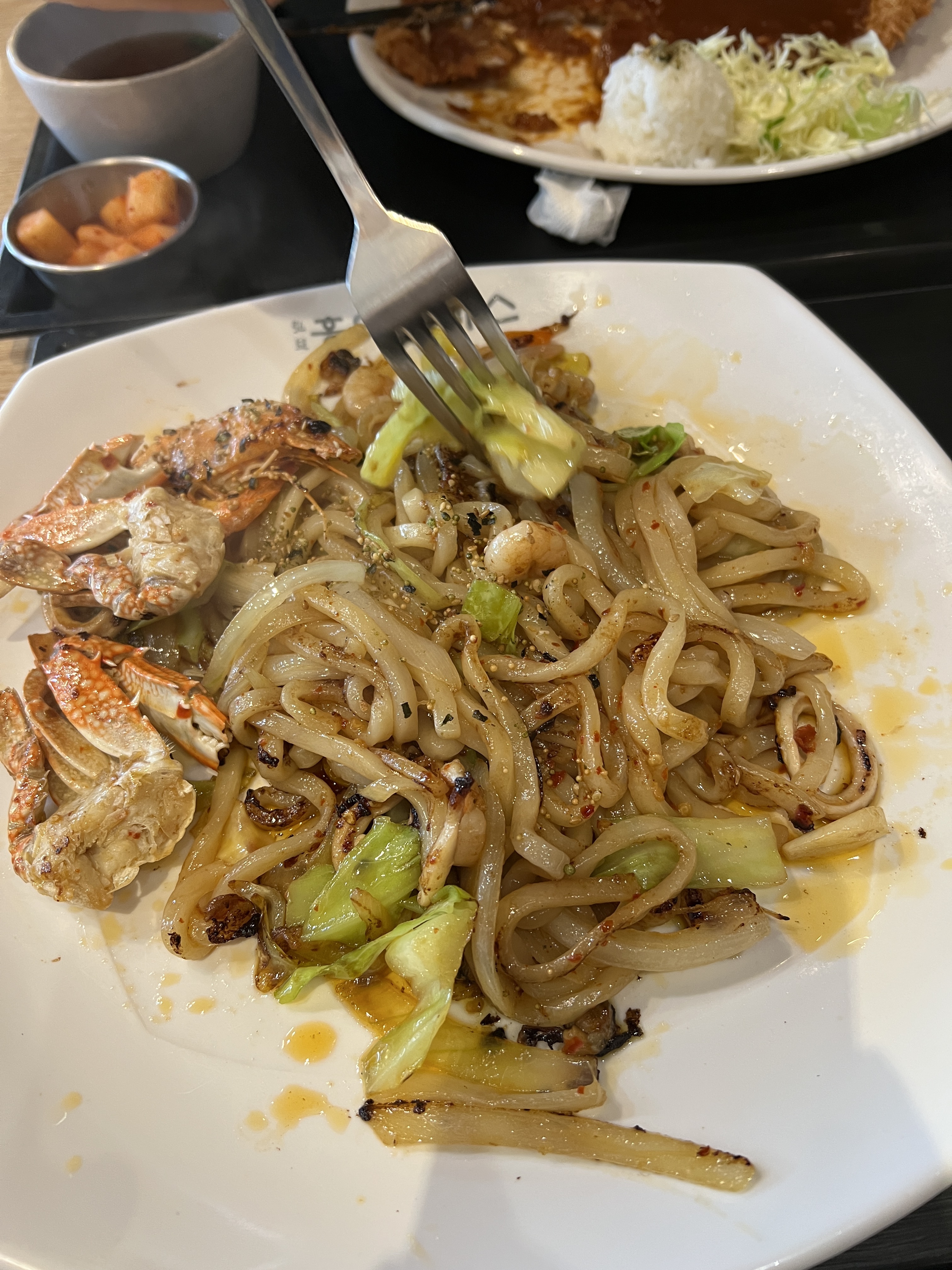 지점마다 각자 사정이 있겠지... 생각은 하면서도... - 천안 신방동 맛집 홍익돈까스 천안신방점