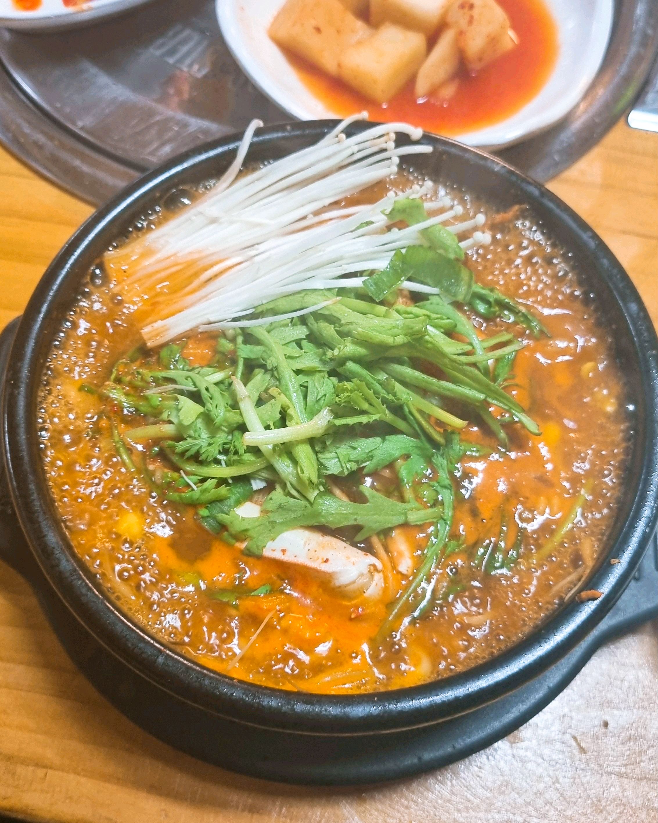 신림역 맛집 황토밭왕족발감자탕 직영점 내돈내산 찐리뷰