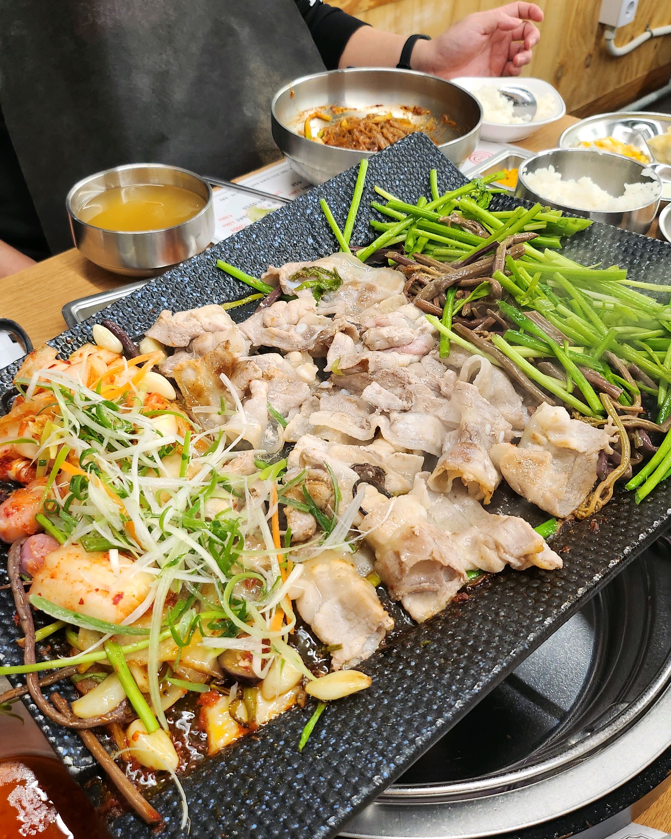 결론부터 이야기하면 완전 대박가게입니다. - 망원동 맛집 대패상회
