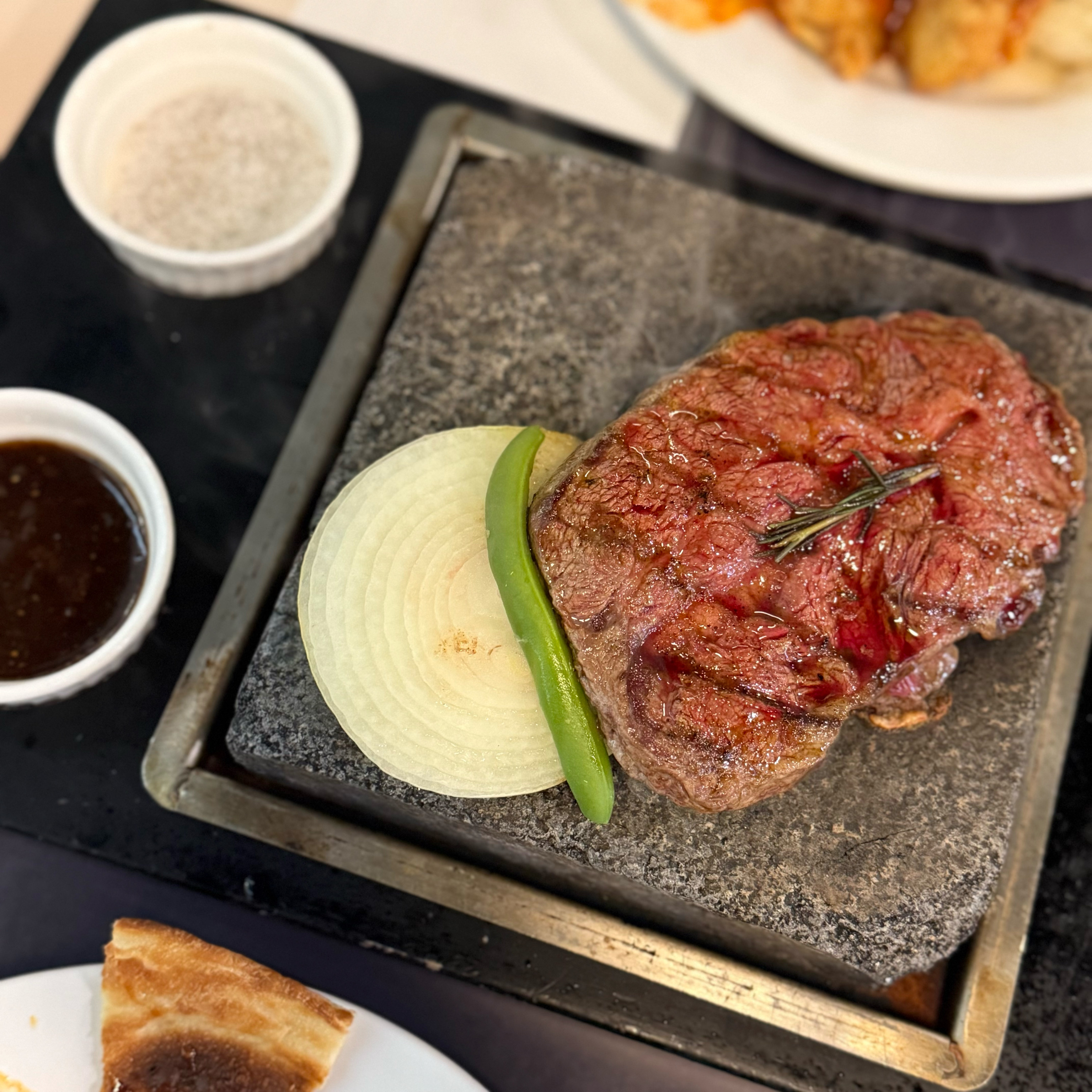 애슐리 중에 제일 좋아하는 지점이에요. - 불당동 맛집 애슐리퀸즈 갤러리아 천안점