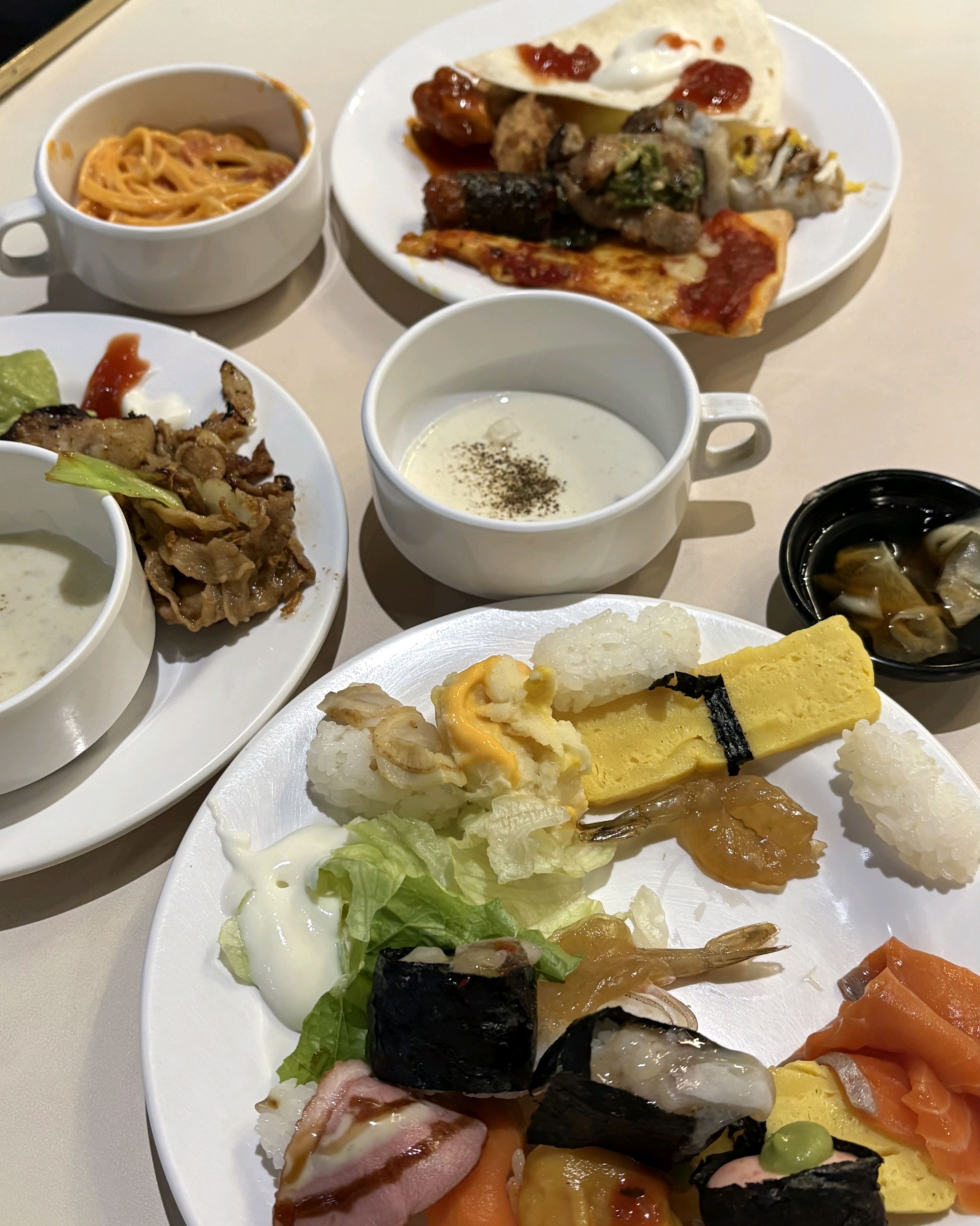 저희 딸이 친구랑 같이 식사했는데 - 청량리 맛집 애슐리퀸즈 롯데백화점 청량리점