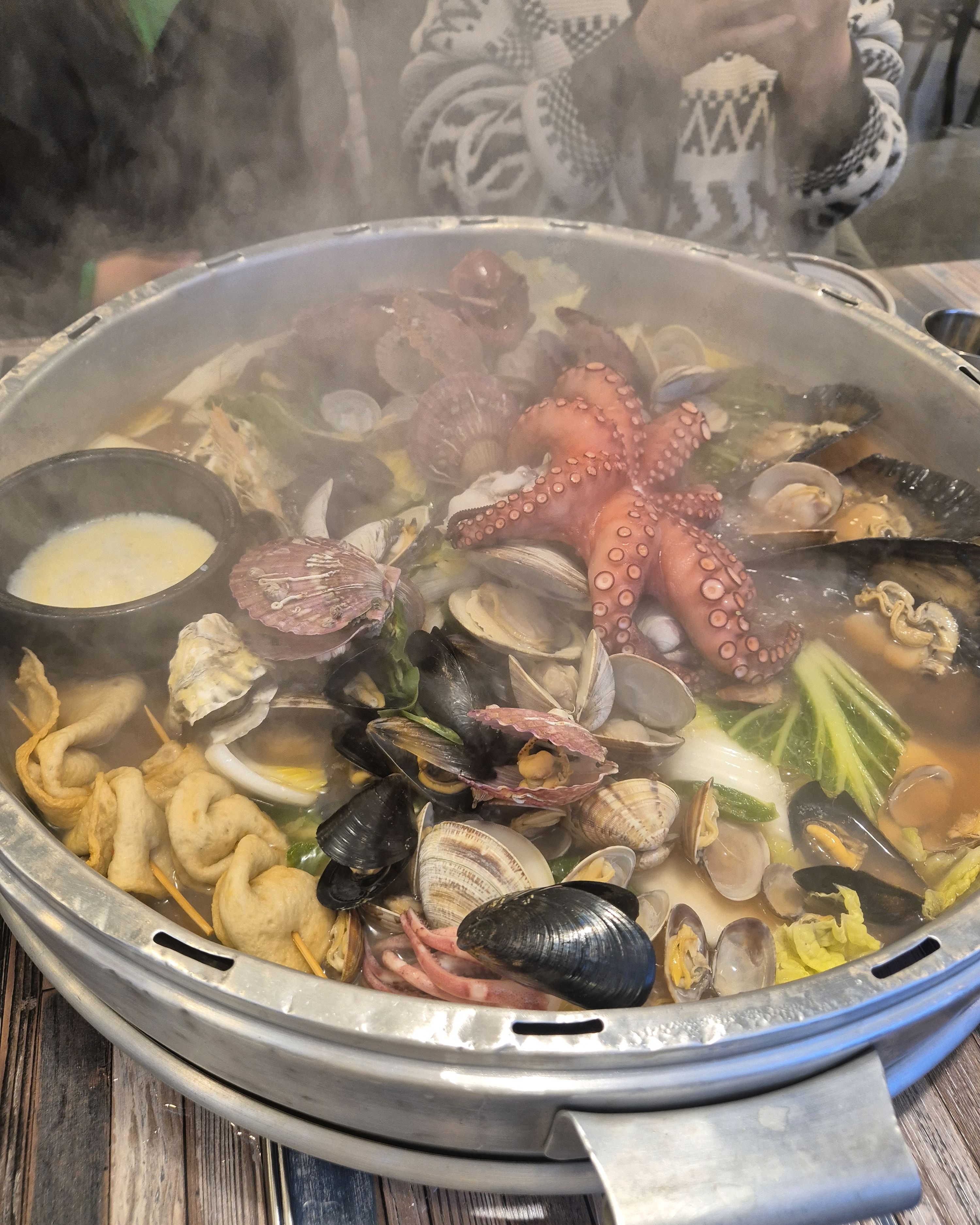 [천안 맛집 택이네조개전골 천안신불당점] 직접 가본 로컬 리뷰
