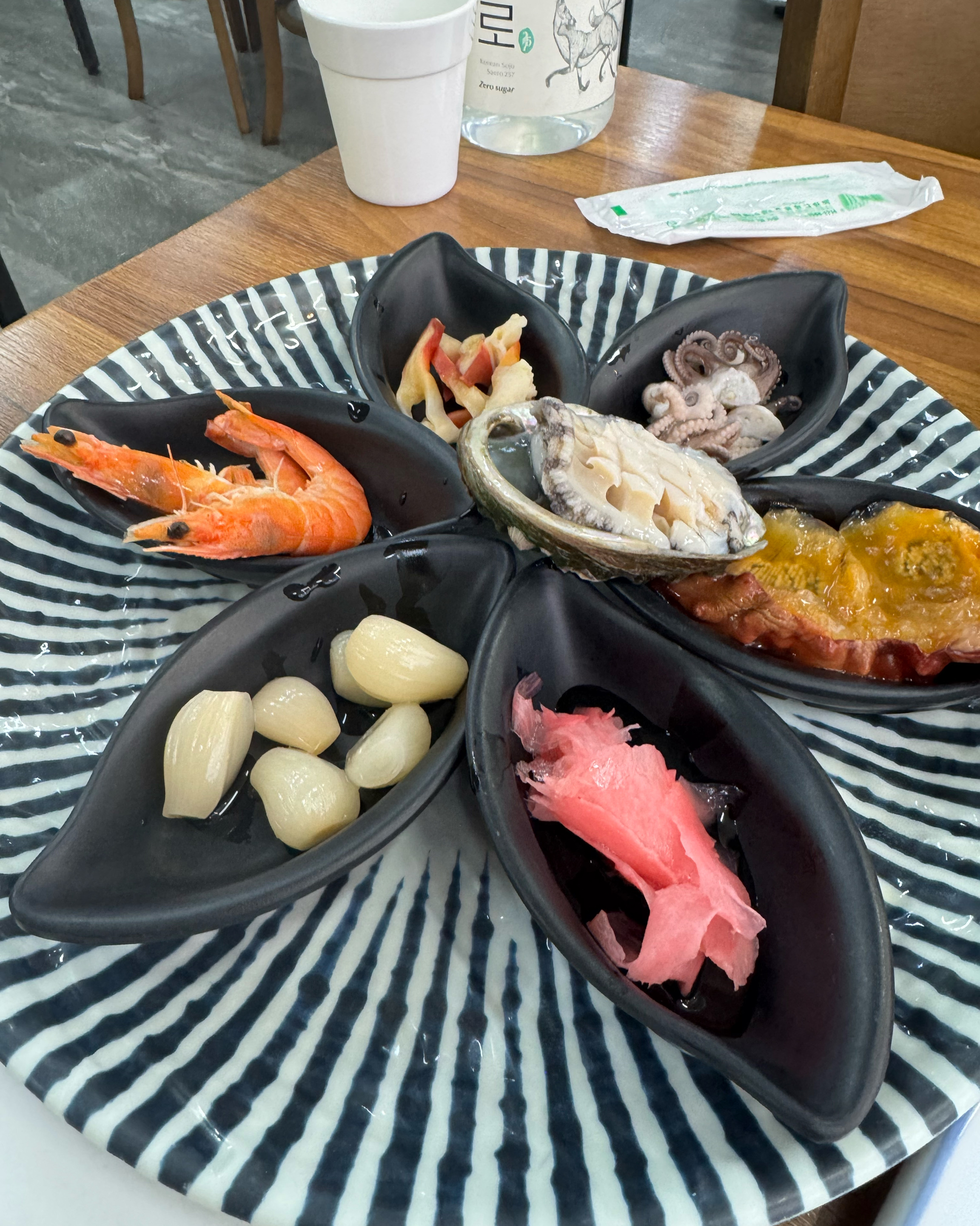혼자서 게 시켜 먹음요 ㅎㅎ - 경포대 맛집 경포대송포회집