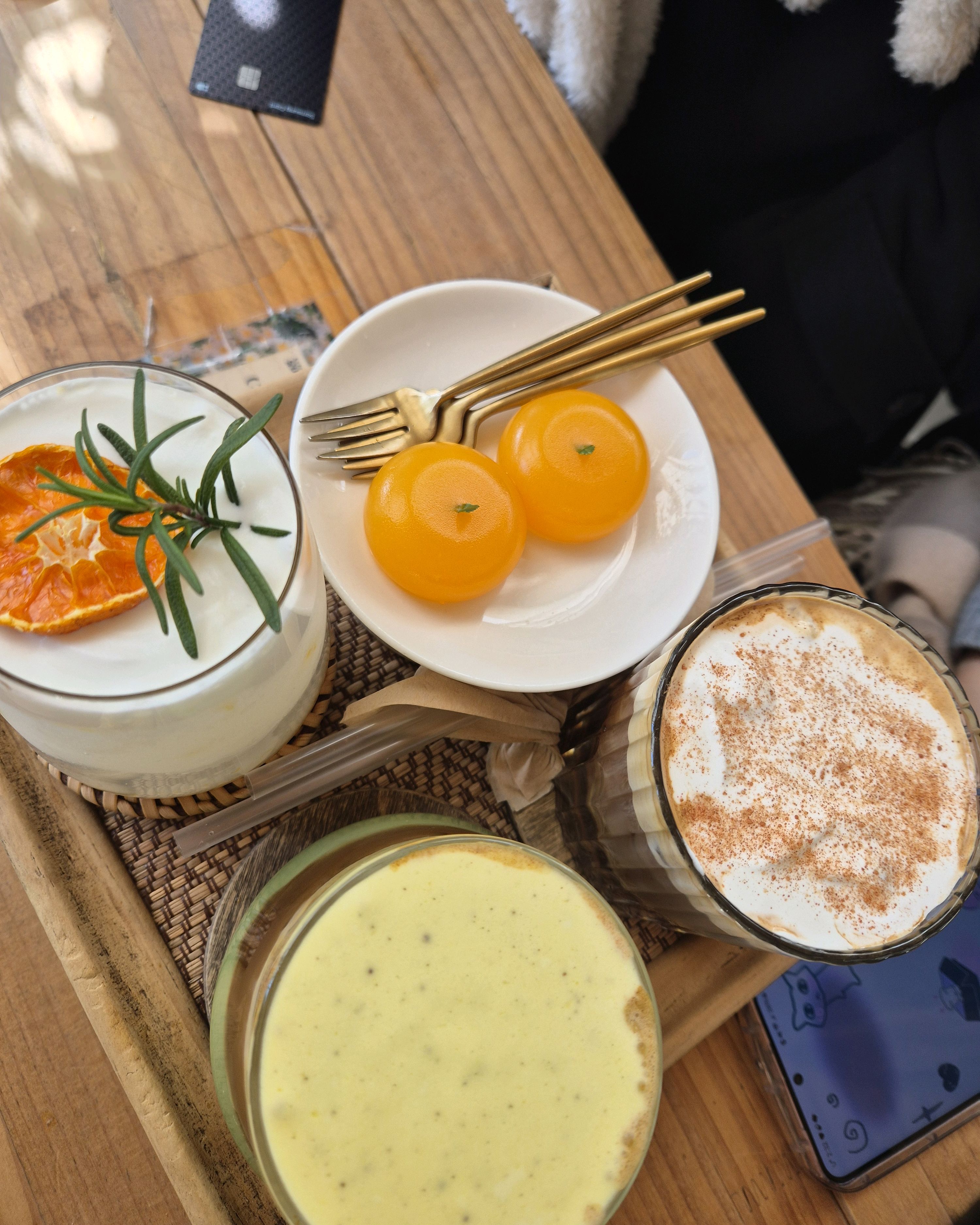 이뻐요 - 제주 맛집 카페 귤꽃다락