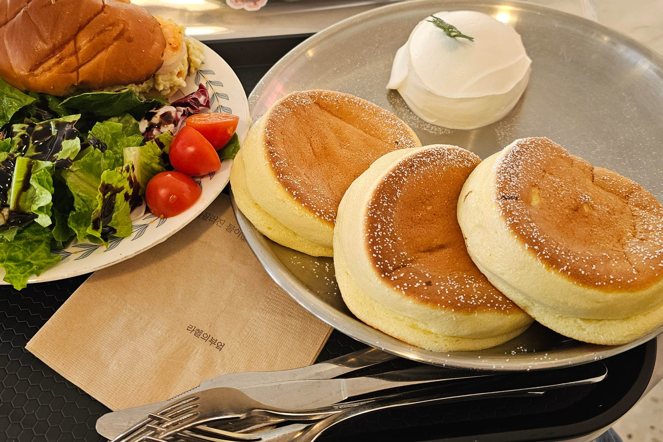 [홍대입구역 맛집 라헬의부엌 홍대점] 직접 가본 로컬 리뷰