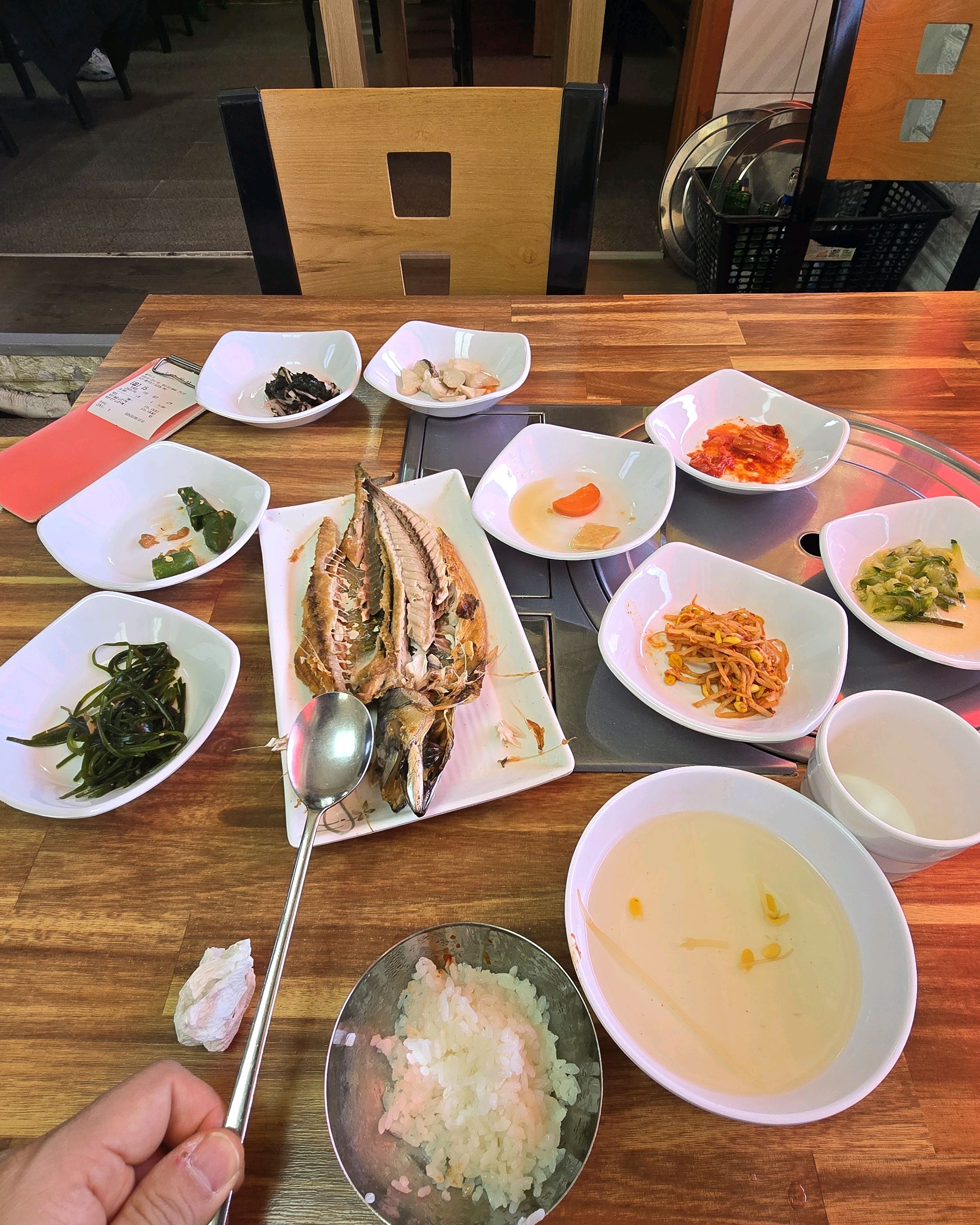 맛집 리뷰보고 들은곳 우연히 지나면서 방문햇지만 - 송정 맛집 월깍두기 대구탕