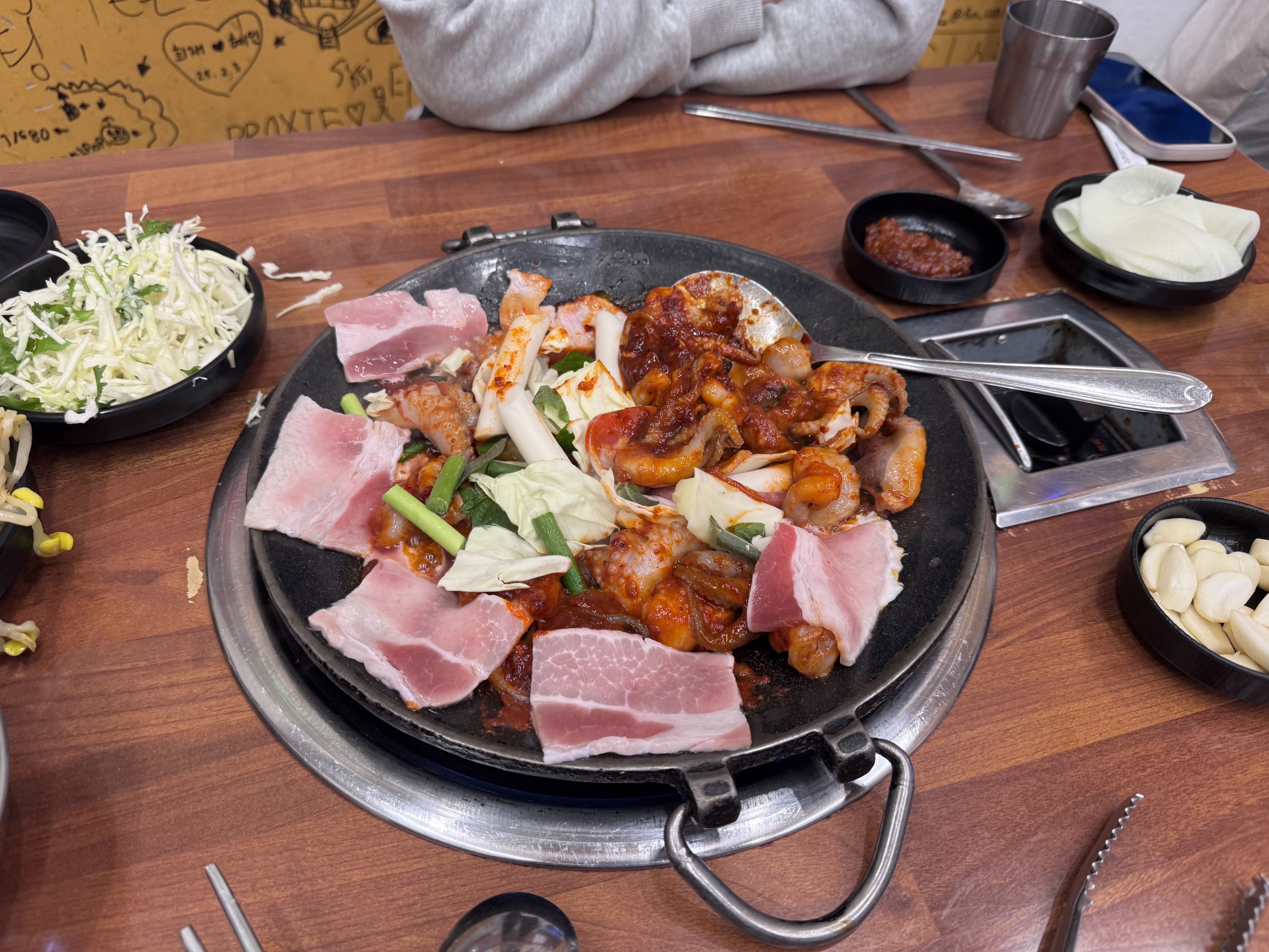 [홍대입구역 맛집 홍스쭈꾸미 홍대본점] 직접 가본 로컬 리뷰