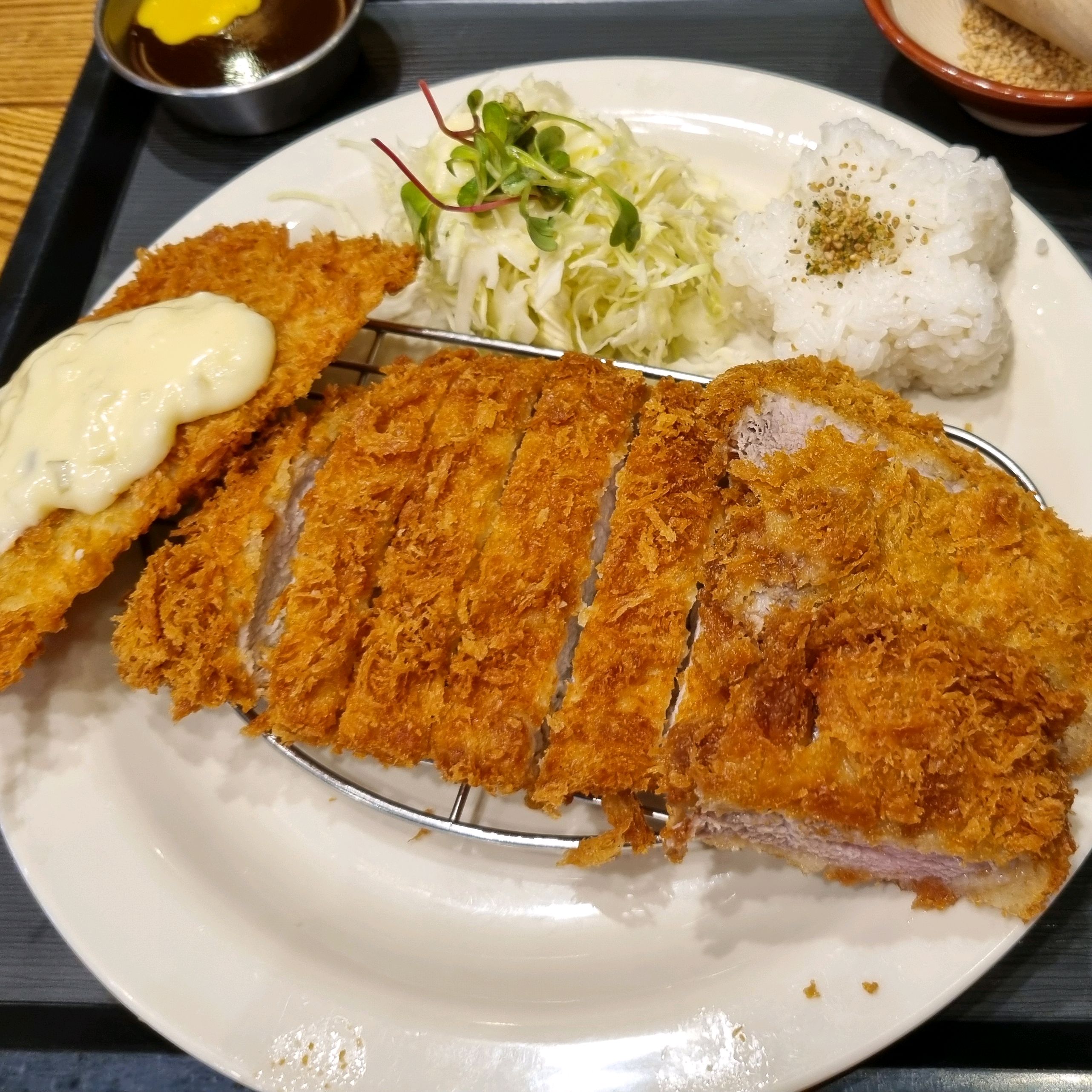 맛있어요 돈가스 모듬 최고.. - 의정부 신곡동 맛집 홍익돈까스 의정부신곡점