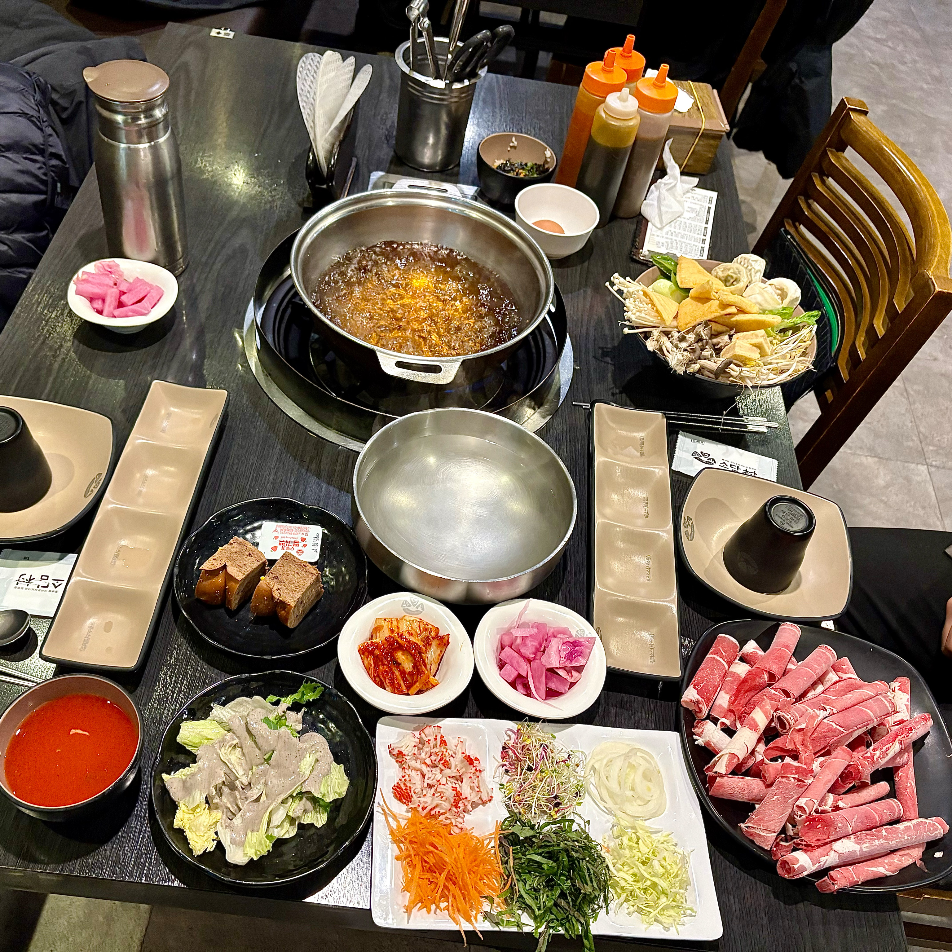 가성비 좋고 푸짐해요 - 홍제동 맛집 소담촌 홍제점