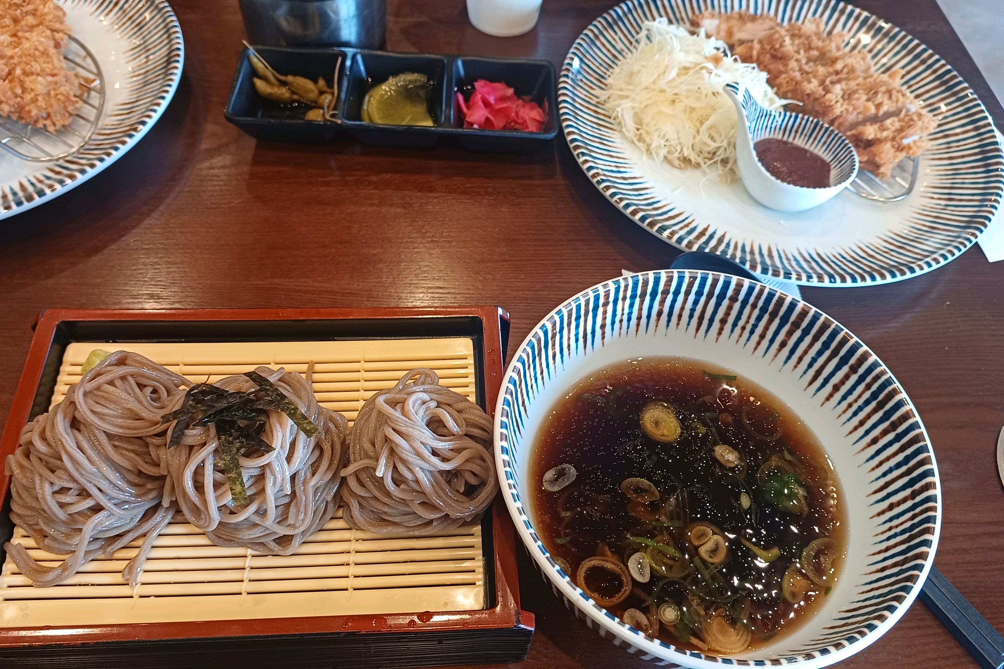 처음 가봤는데 소바도 깔끔하고 쫄깃하니 좋아요. - 안성 맛집 삼동소바 안성중앙점