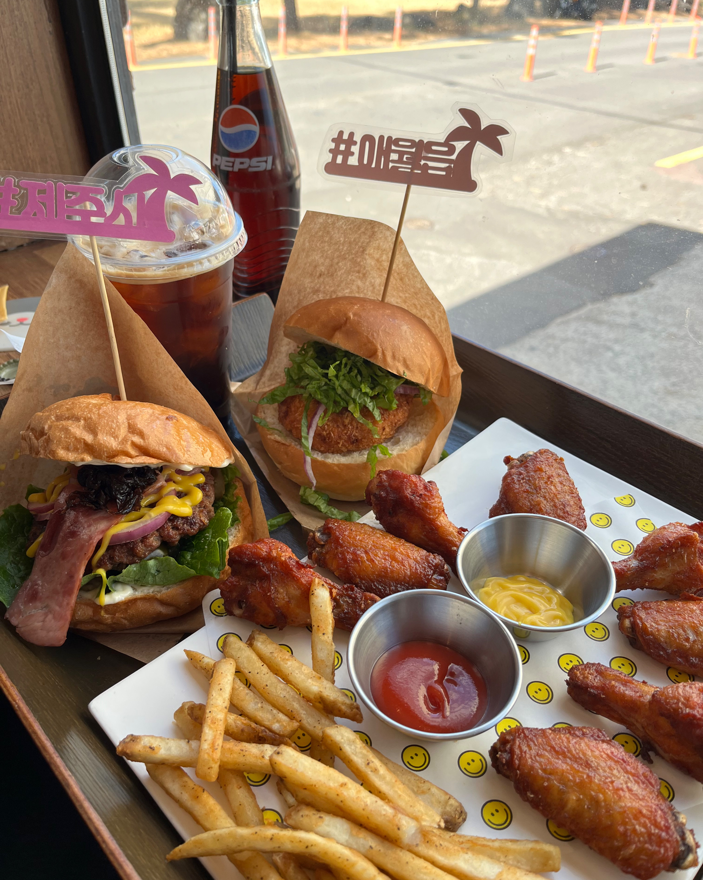 [애월 맛집 버거리 수제버거 제주 애월 본점] 직접 가본 로컬 리뷰