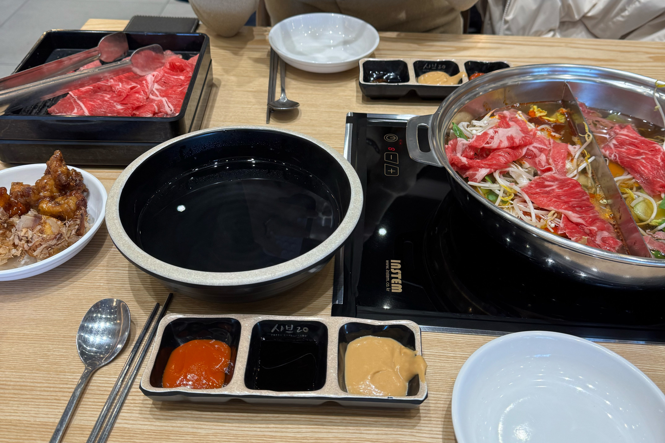 이사 오고 난 뒤 정말 좋아하고 - 다산동 맛집 샤브20 경기다산점