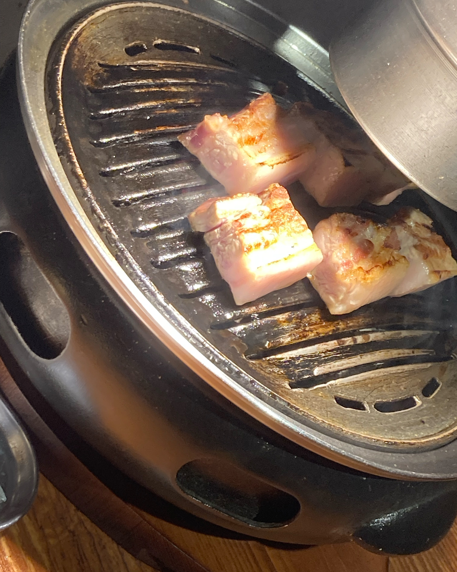 [홍대입구역 맛집 청돈옥 홍대본점] 직접 가본 로컬 리뷰