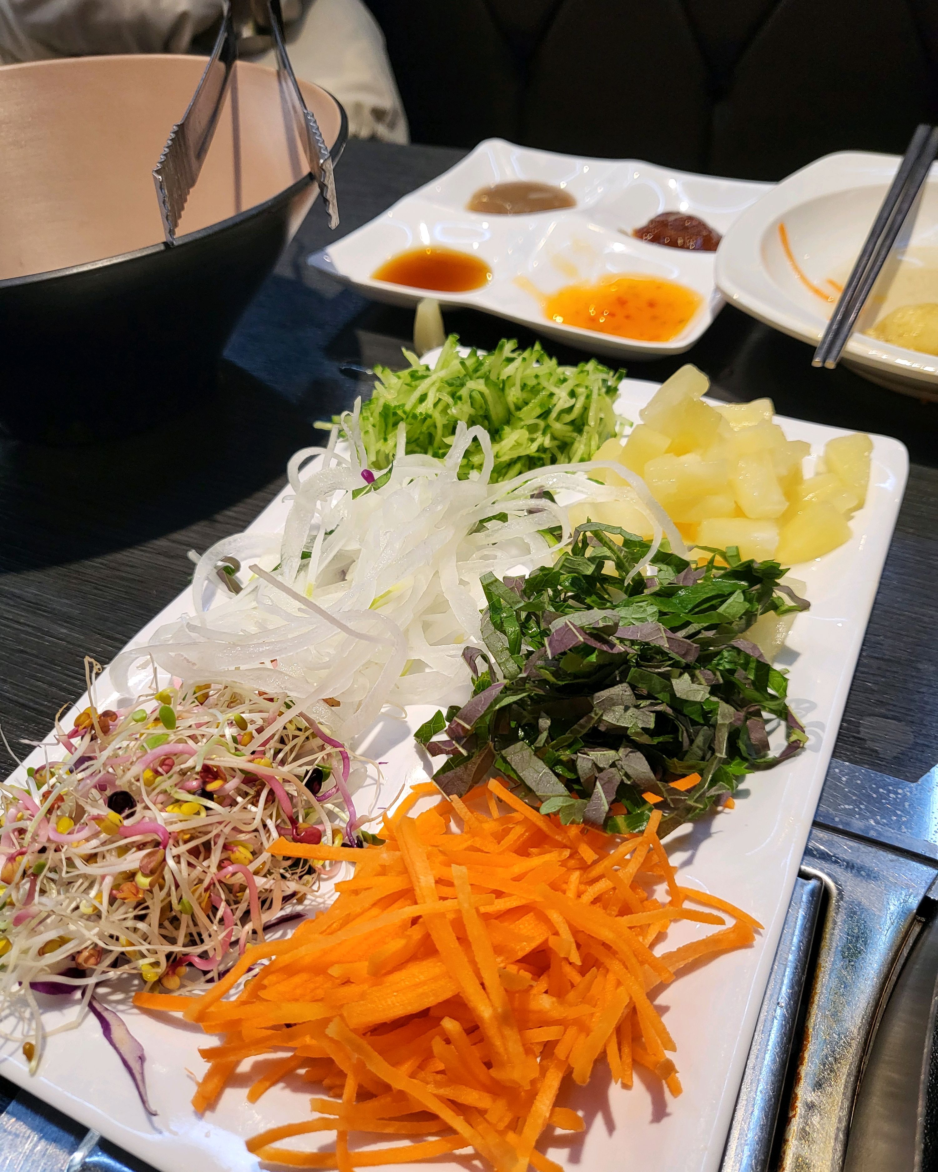 샤브샤브가 생각날 때 갑니다. 푸짐하게 먹고 아이스크림 딱 먹으면 좋아요! - 구로역 맛집 소담촌 구로역점