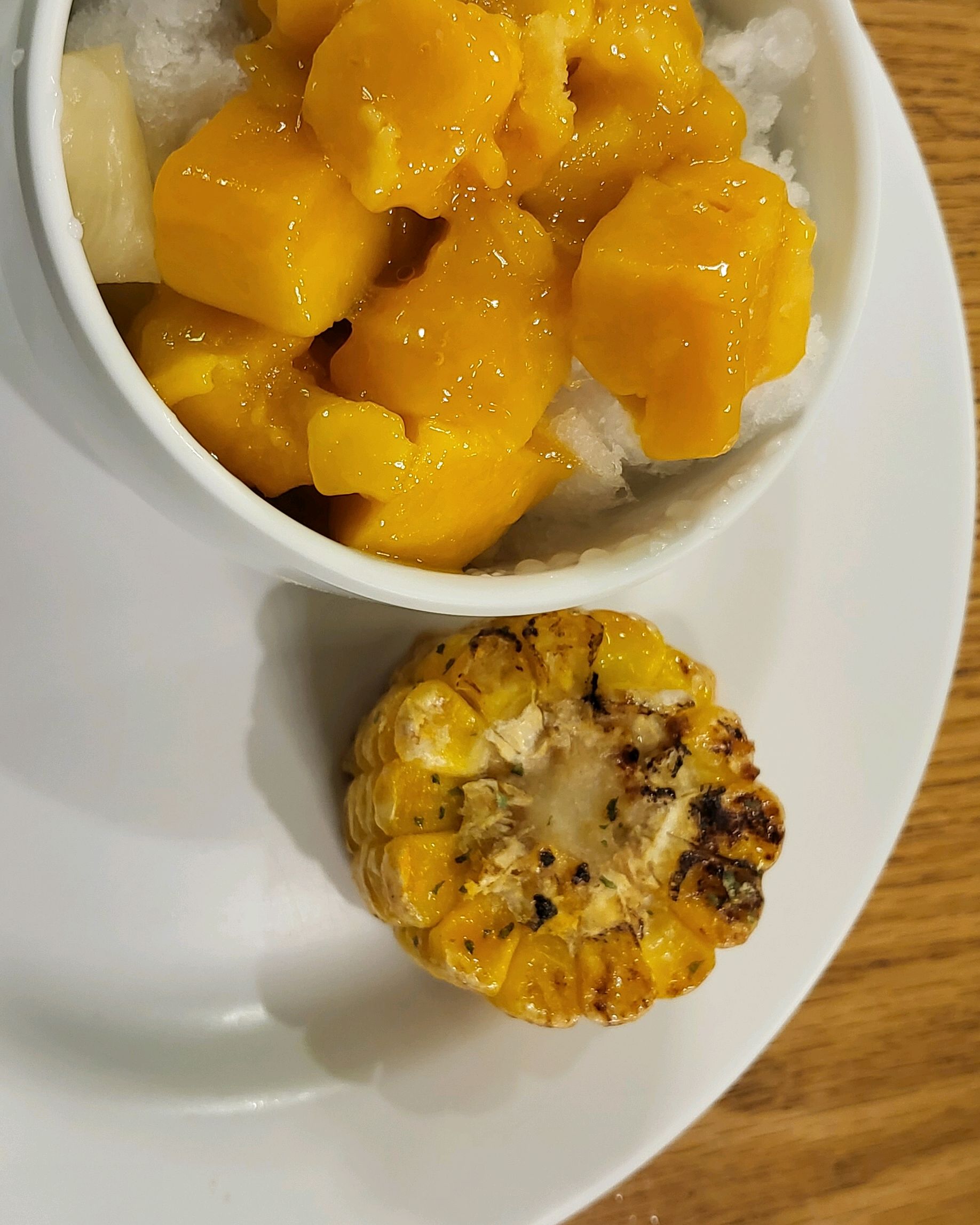 피자부터~~맛있는 파스타, 신선한 야채, 빙수, 커피까지 넘 맛있게 먹고 왔답니다. - 신촌역 맛집 피자몰 신촌점
