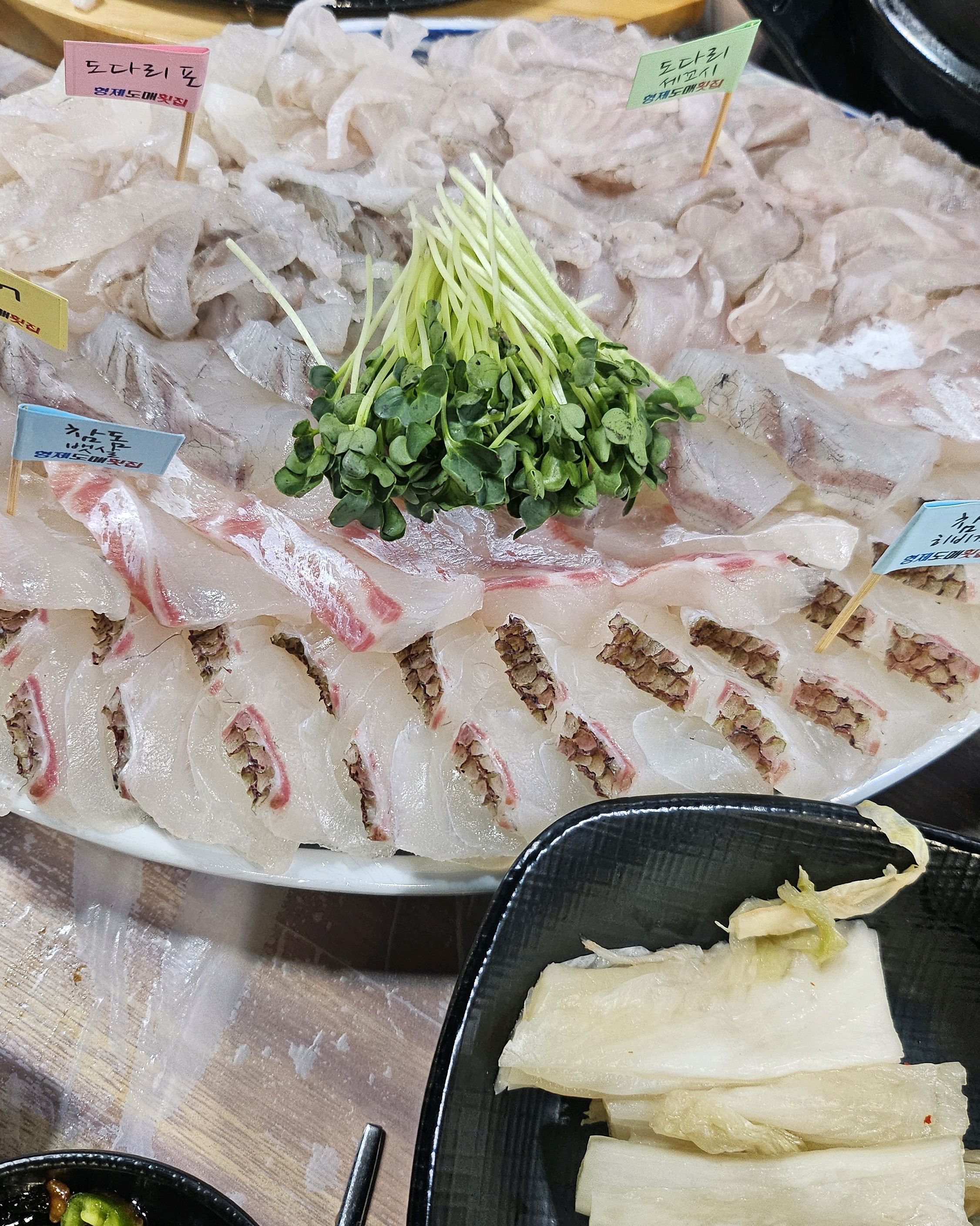 [김해 맛집 형제도매횟집 김해본점] 직접 가본 로컬 리뷰