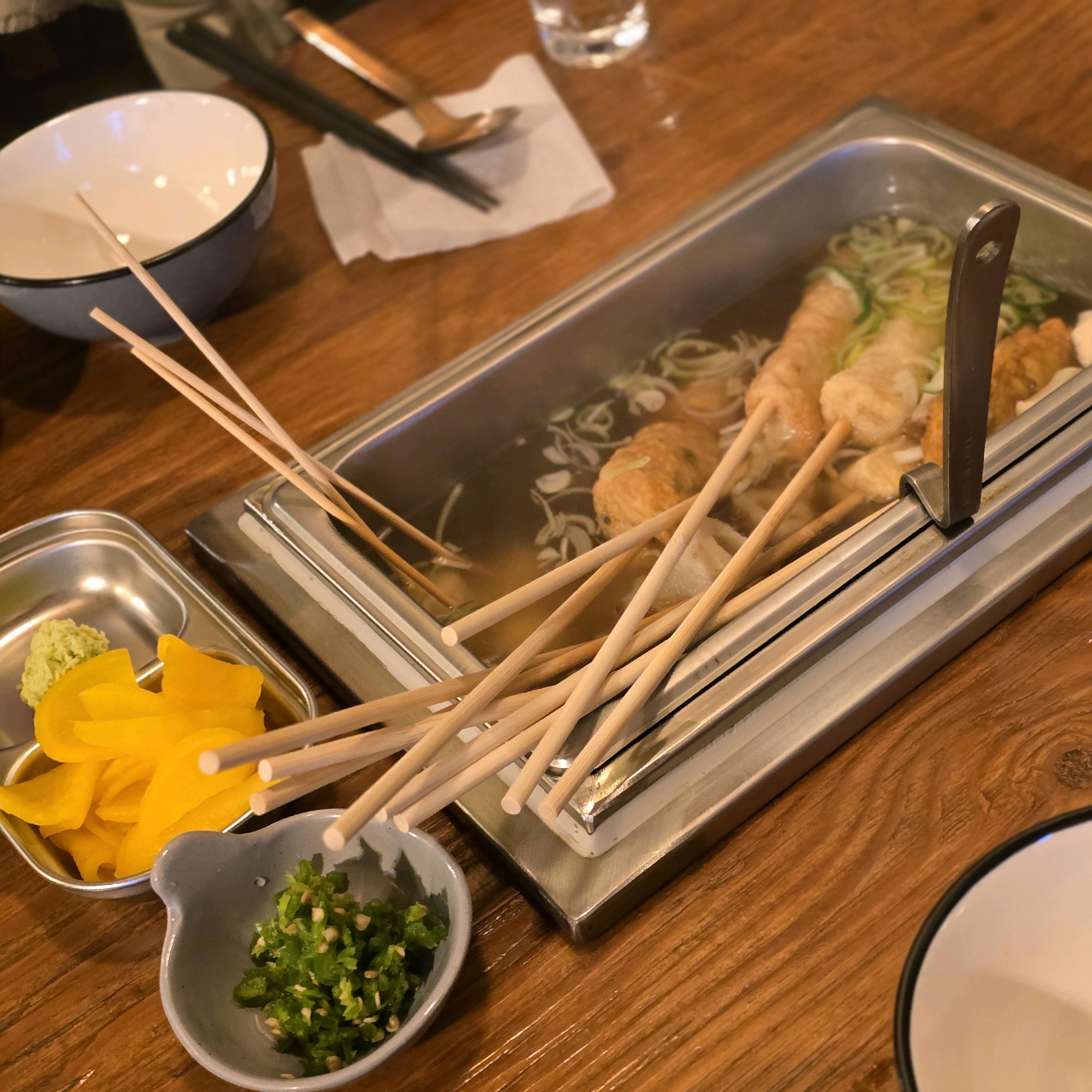 근처 오뎅바 중에서 제일 빨리 여는 곳이라서 왔는데 분위기도 좋고 음식도 맛있도 사장님도