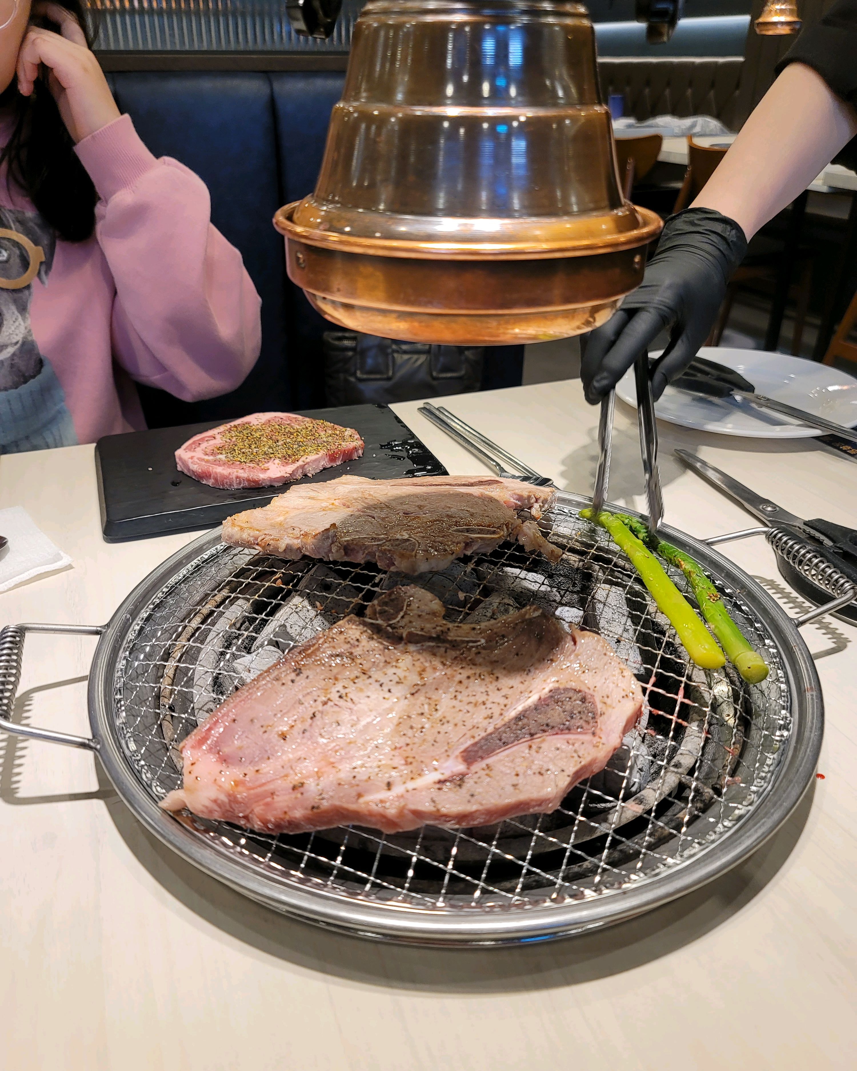 매번 가족모임을 여기서 하는데, 다른 지점보다도 고기가 정말 맛있어요. - 목동 맛집 명륜진사갈비 서울목동역점
