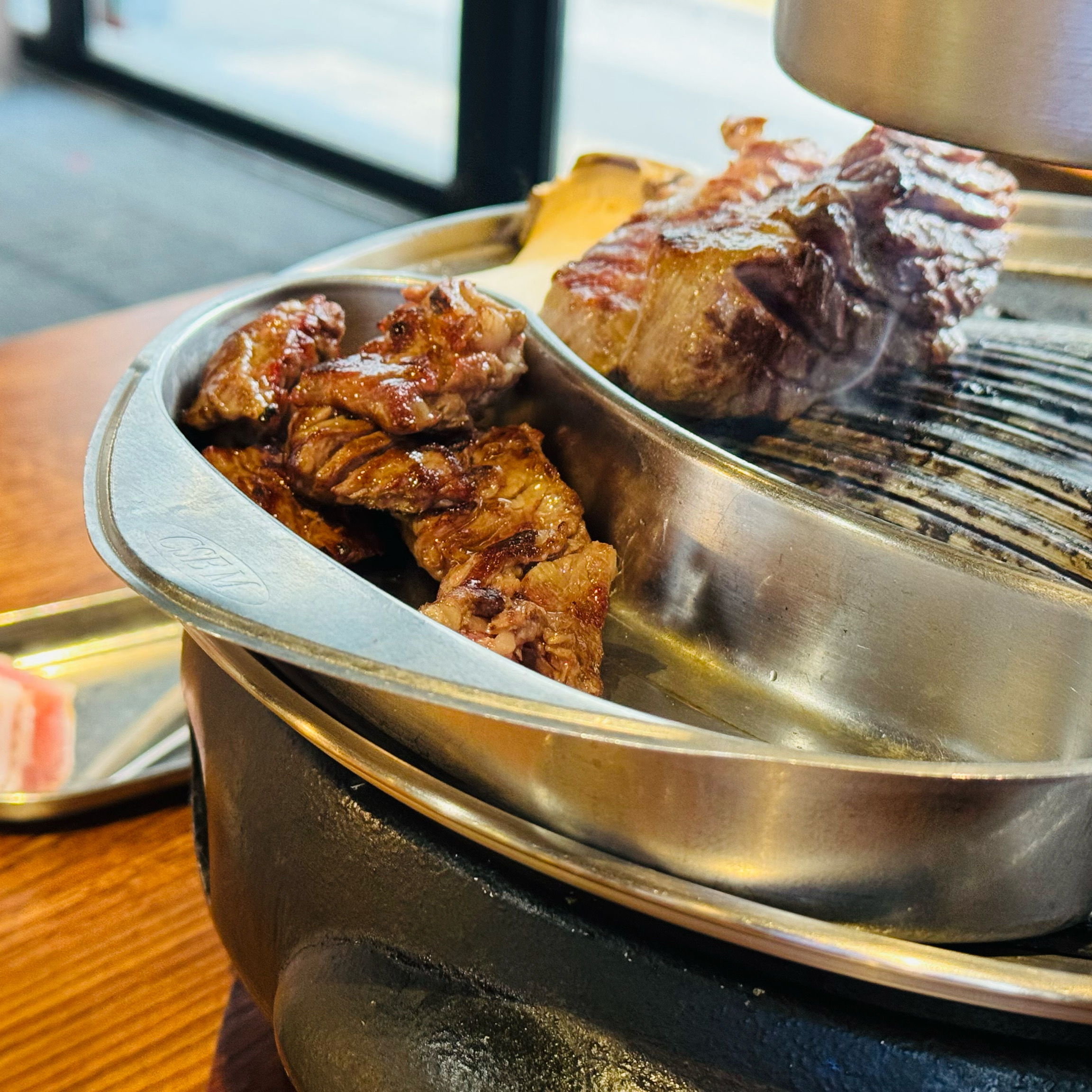 [홍대입구역 맛집 청돈옥 홍대본점] 직접 가본 로컬 리뷰