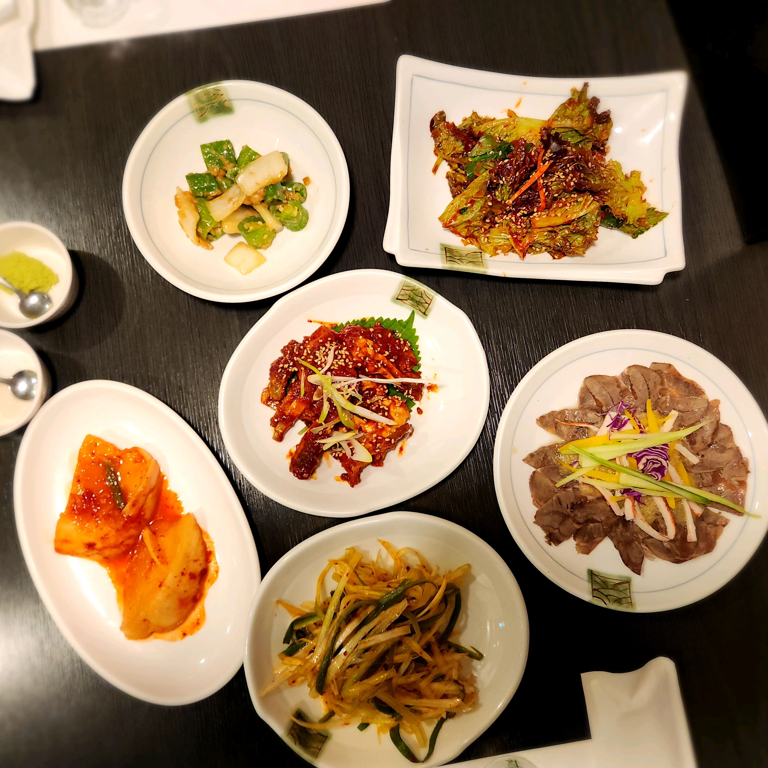 넓은 룸이 있어 친목하기좋아요 - 여의도 맛집 민소한우 서여의도점