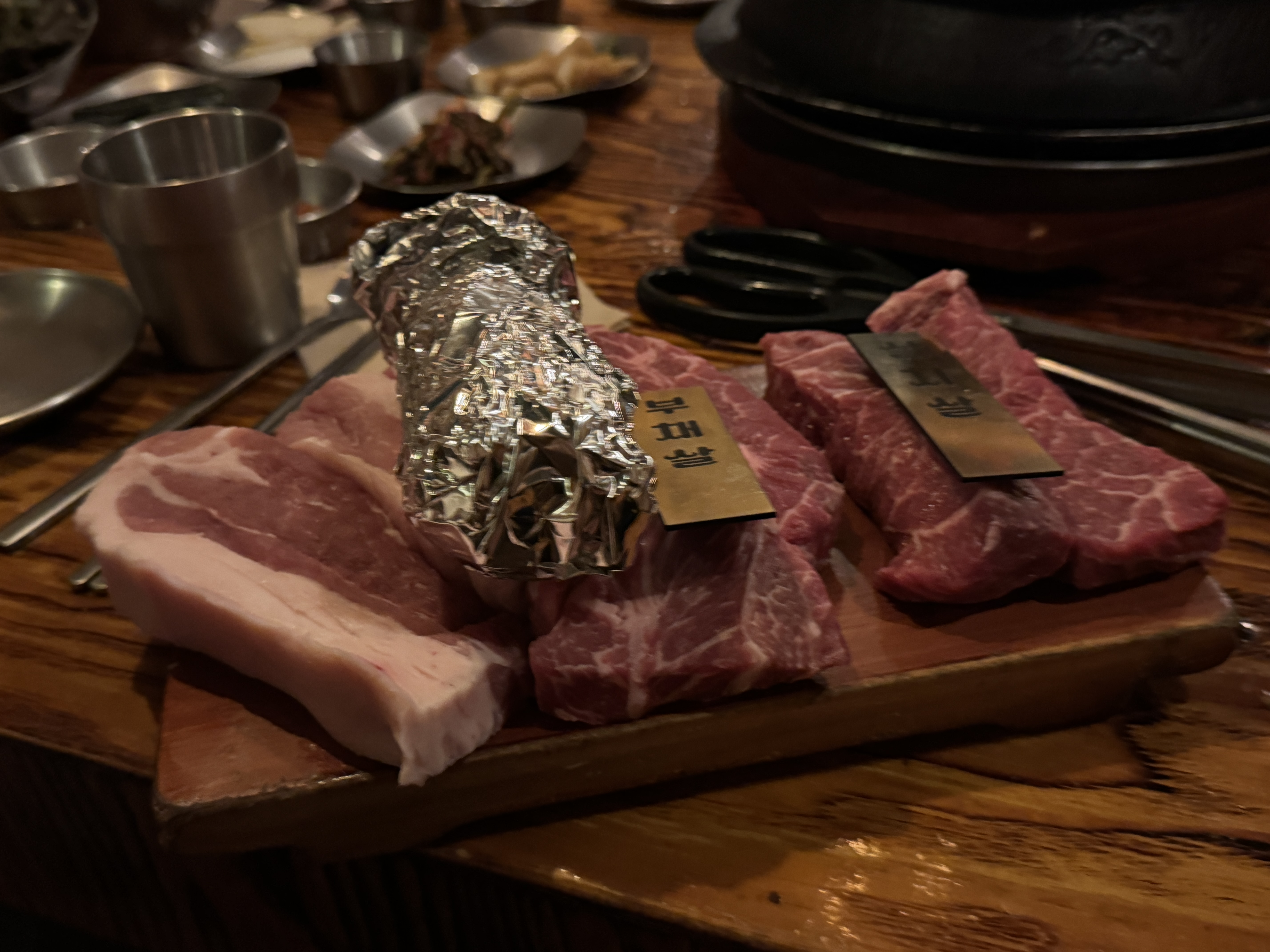 [홍대입구역 맛집 고기꾼김춘배 홍대본점] 직접 가본 로컬 리뷰