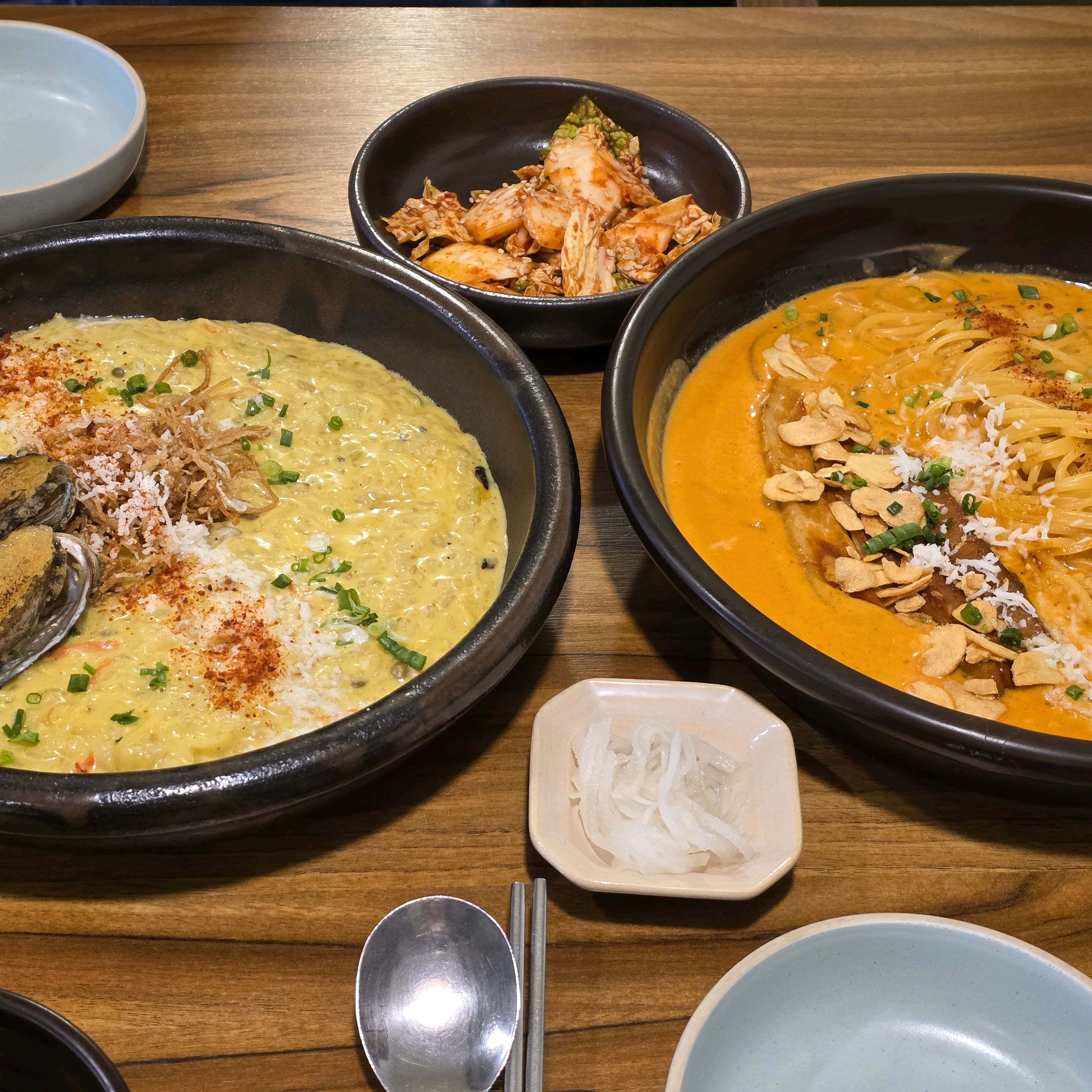 매장이 예쁘고 음식도 맛있어요 :-) - 불당동 맛집 일이이사