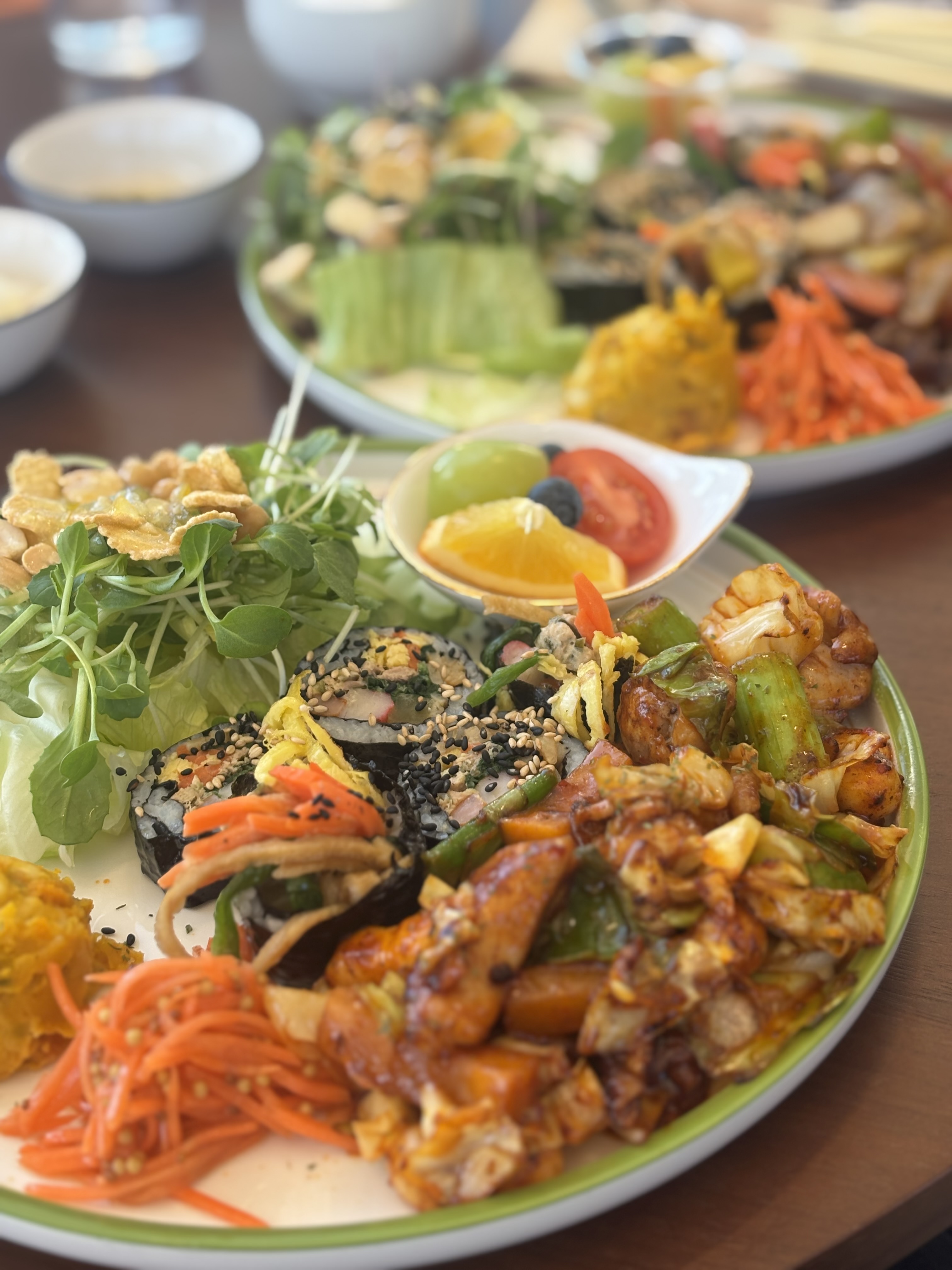 매장이 너무 예쁘고 음식이 맛있어요! 엄마가 좋아하시는 곳이라고 하셔서 같이 와봤는데 저도