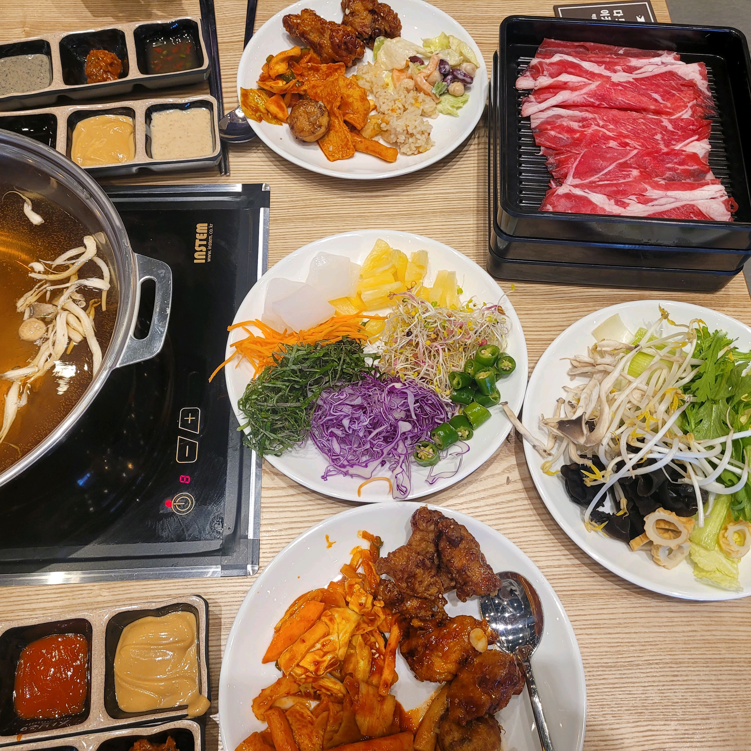 모든재료가 신선하고 - 성정동 맛집 샤브20 천안두정점