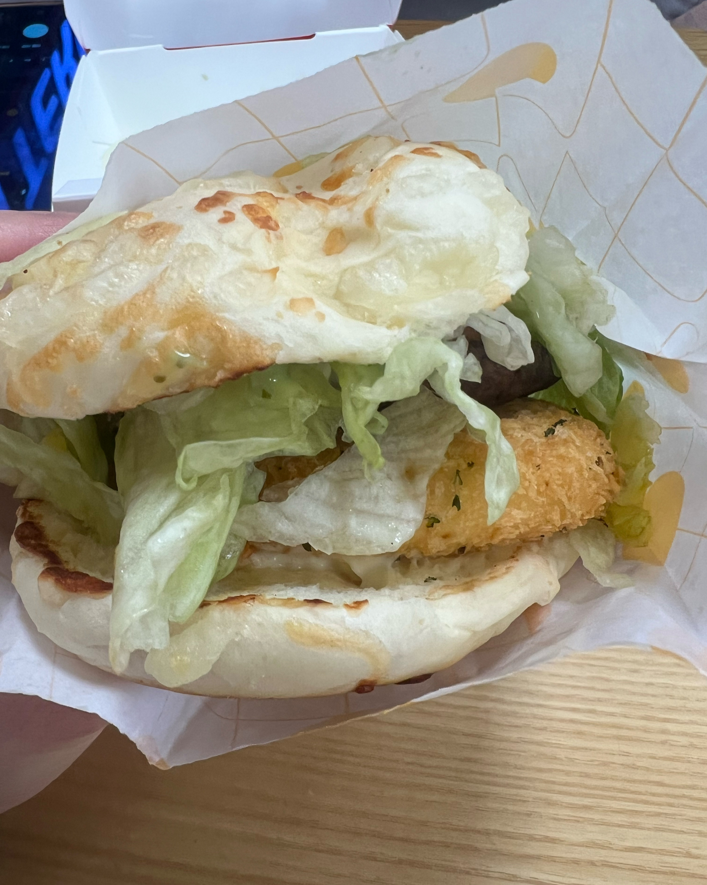 여기 눈치 안보구 먹을 수 있어서 좋아요 - 천호동 맛집 롯데리아 홈플러스강동점