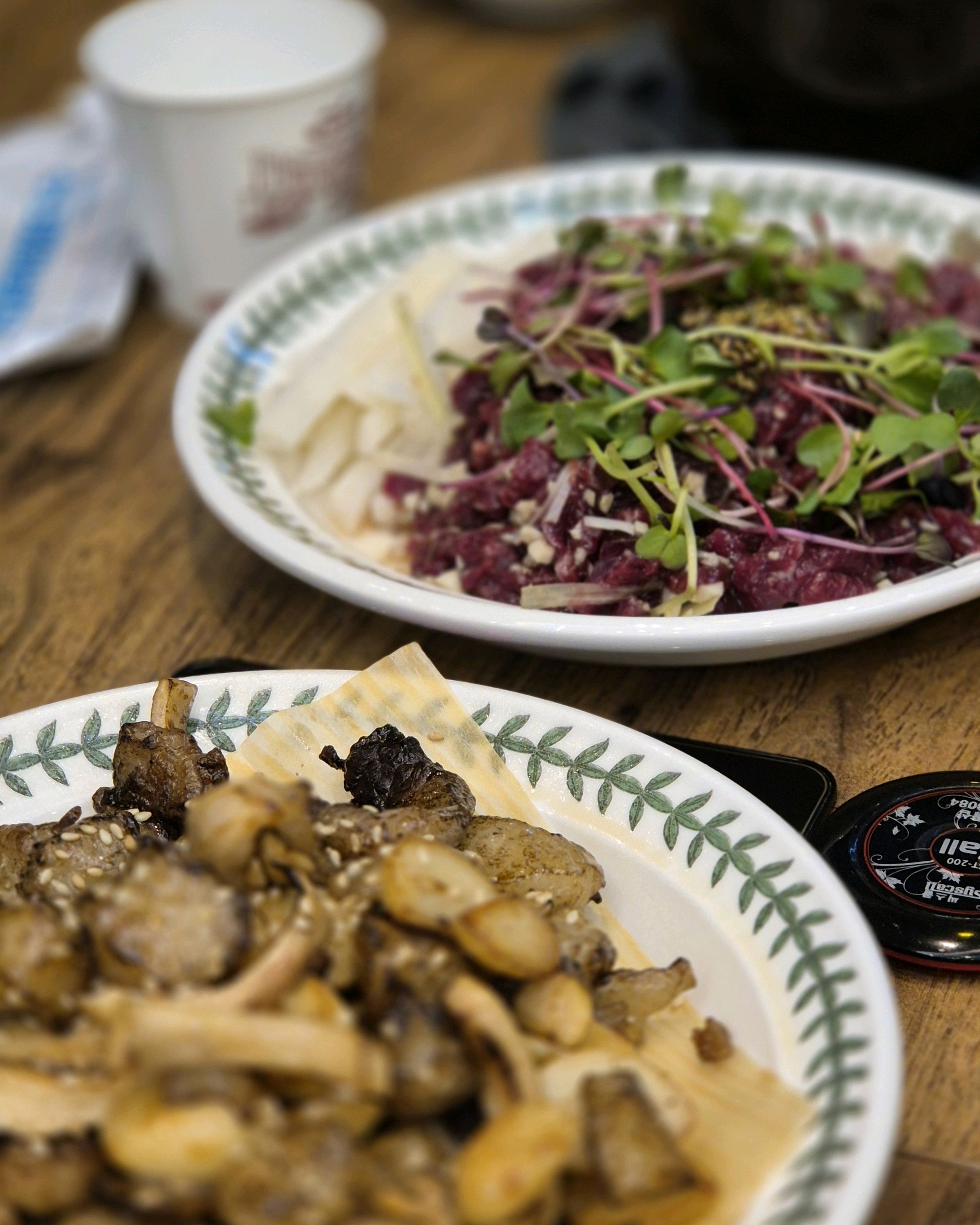 뭉티기랑 오드레기 육회 다먹어봤는데 어느하나 빠짐없이 다 신선하고 맛있어요😋 마무리 된장찌