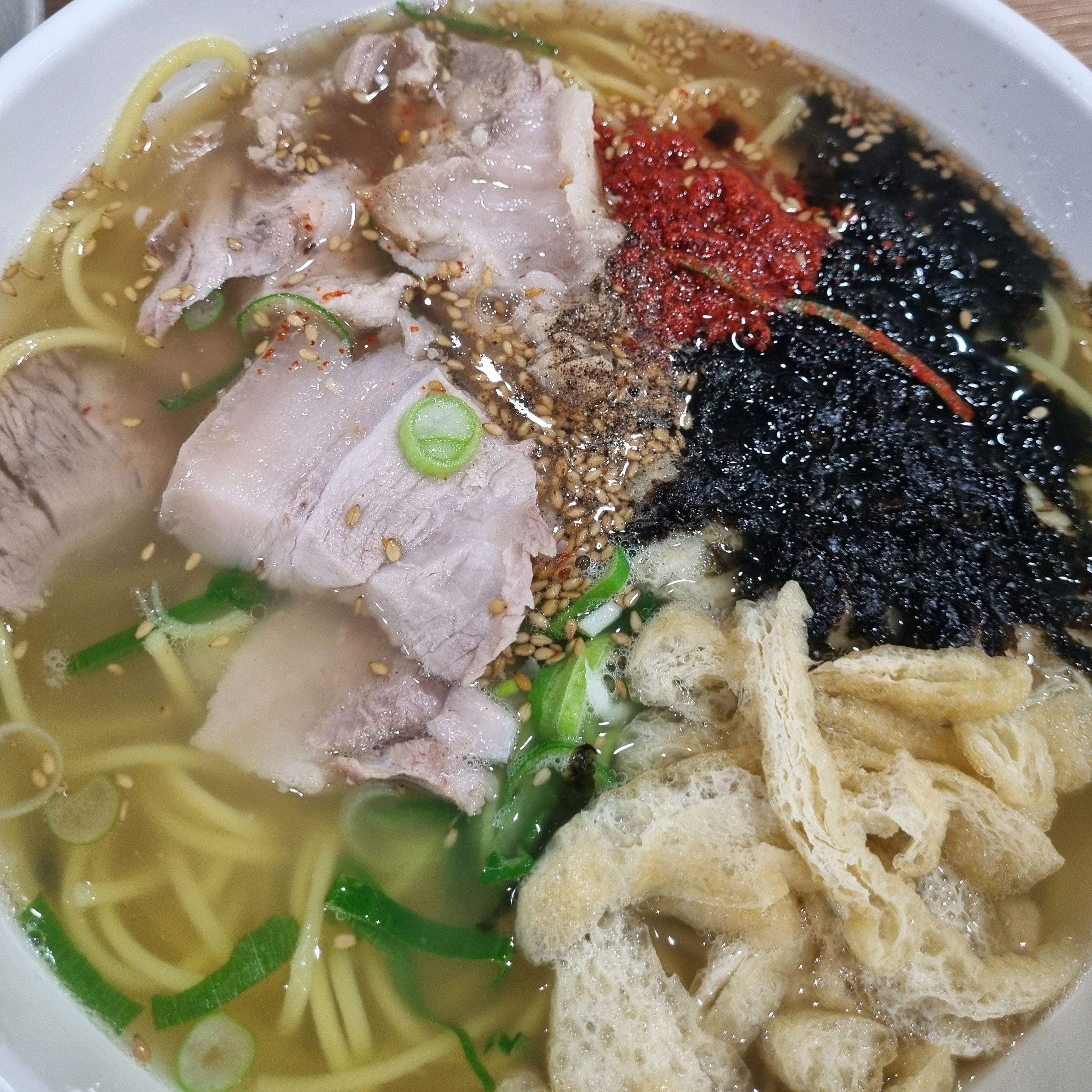 24시라 좋고 음식 빨리 나와 좋아요 맛있습니다 - 제주 맛집 제주도 고기국수 만세국수