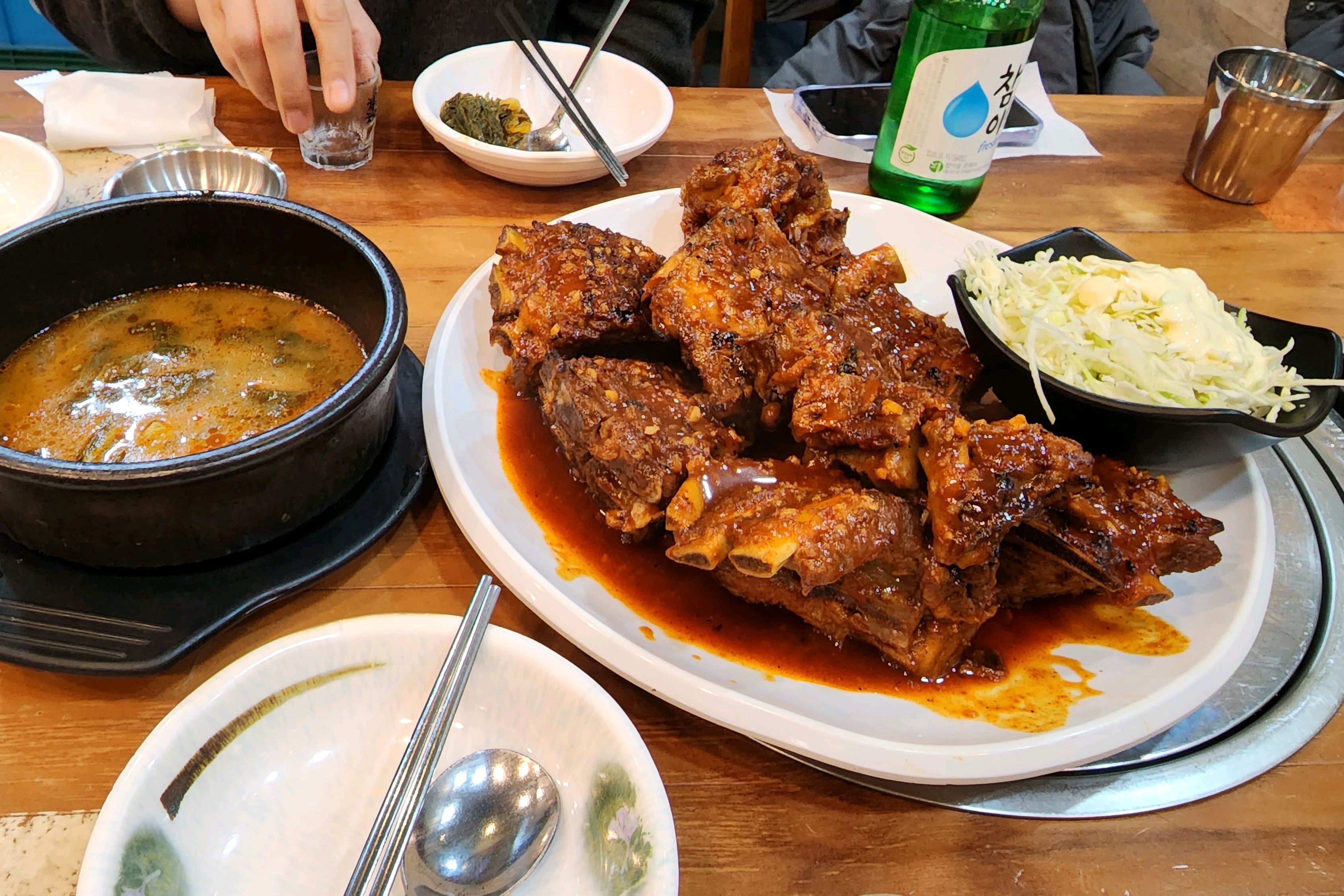 [명동 맛집 신동궁감자탕 명동직영점] 직접 가본 로컬 리뷰