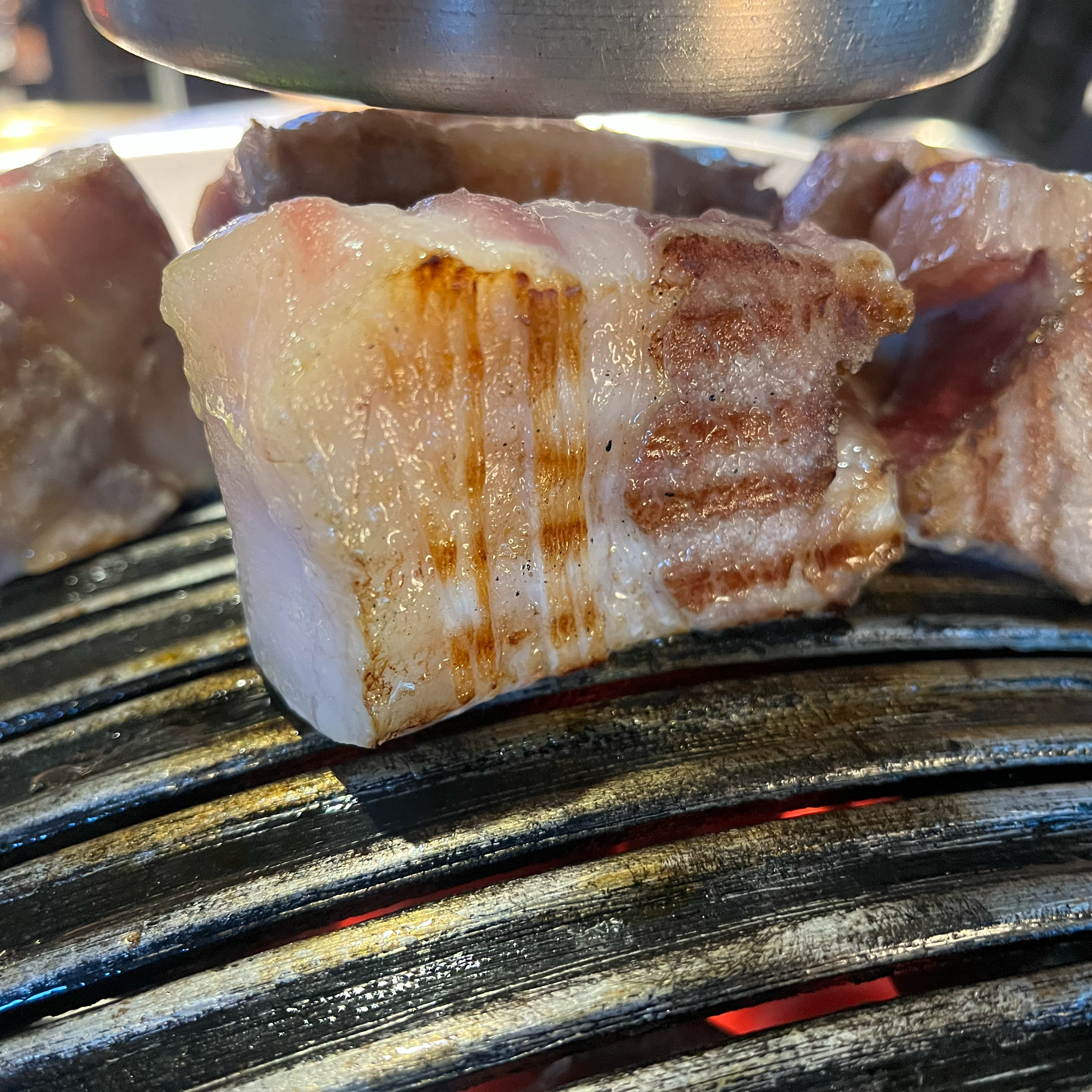 [홍대입구역 맛집 청돈옥 홍대본점] 직접 가본 로컬 리뷰