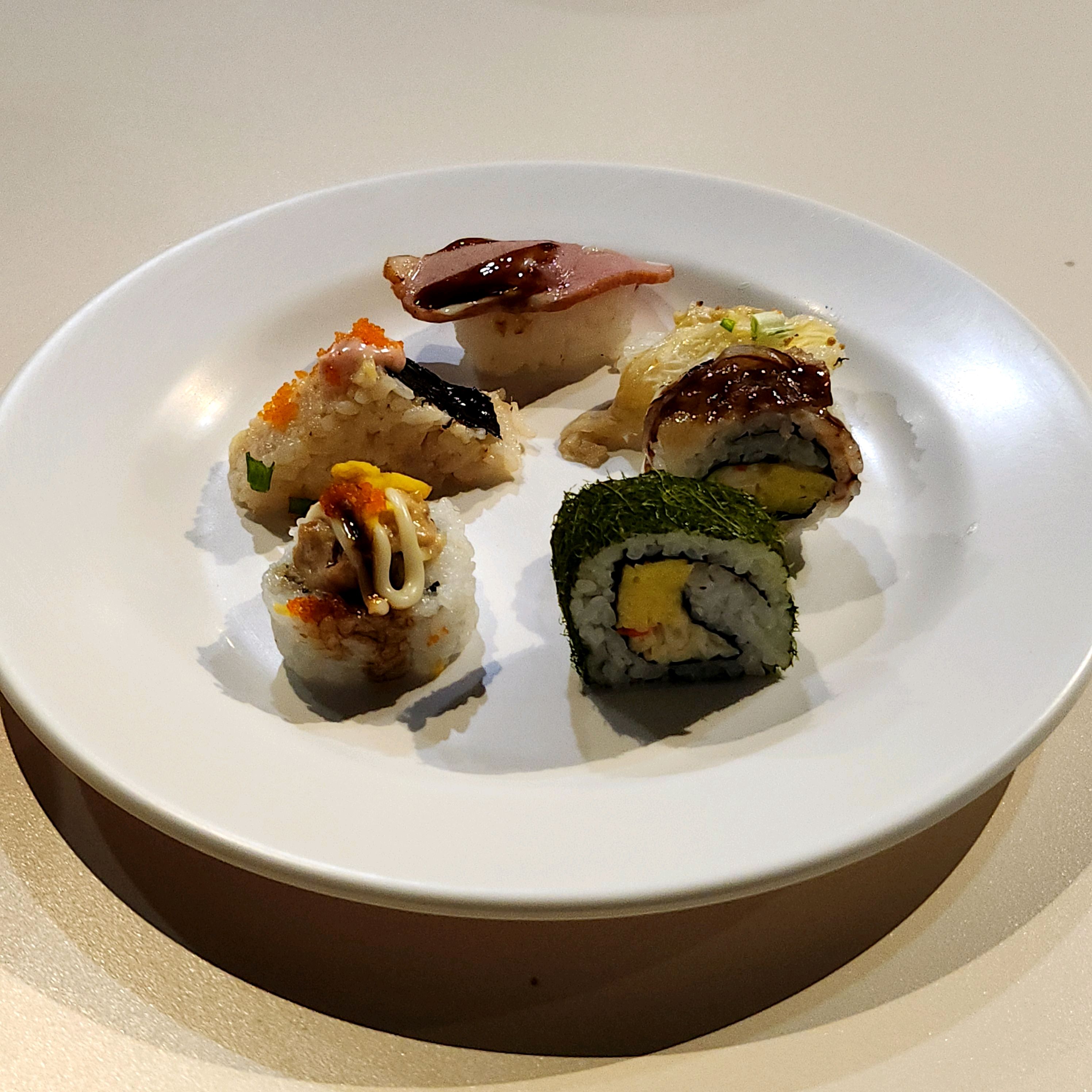 딸기 시즌이라 오랜만에 친구랑 방문했어요. - 광주 충장로 맛집 애슐리퀸즈 NC 충장점