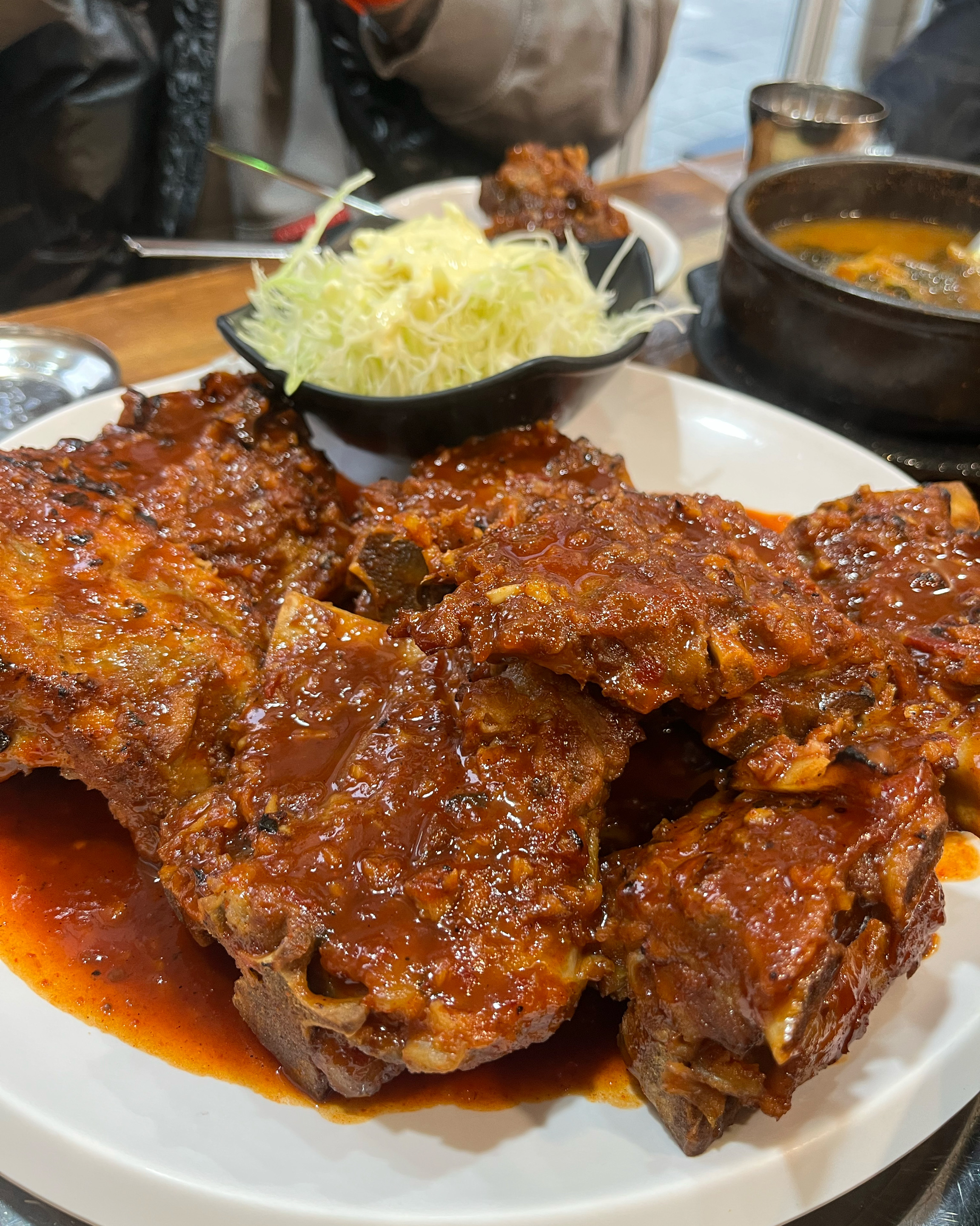 [명동 맛집 신동궁감자탕 명동직영점] 직접 가본 로컬 리뷰