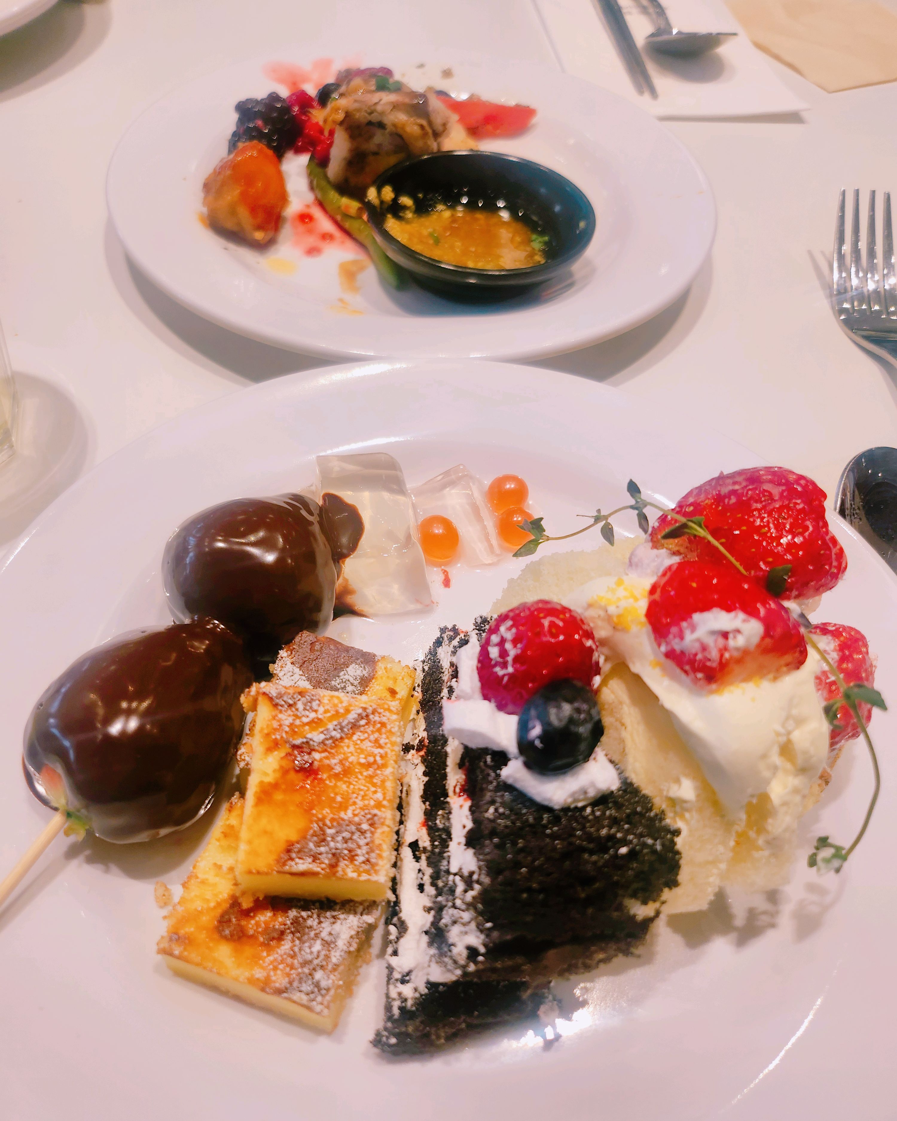 딸기 패스티발이라해서 갔어요 - 김해 맛집 애슐리퀸즈 신세계백화점 김해점