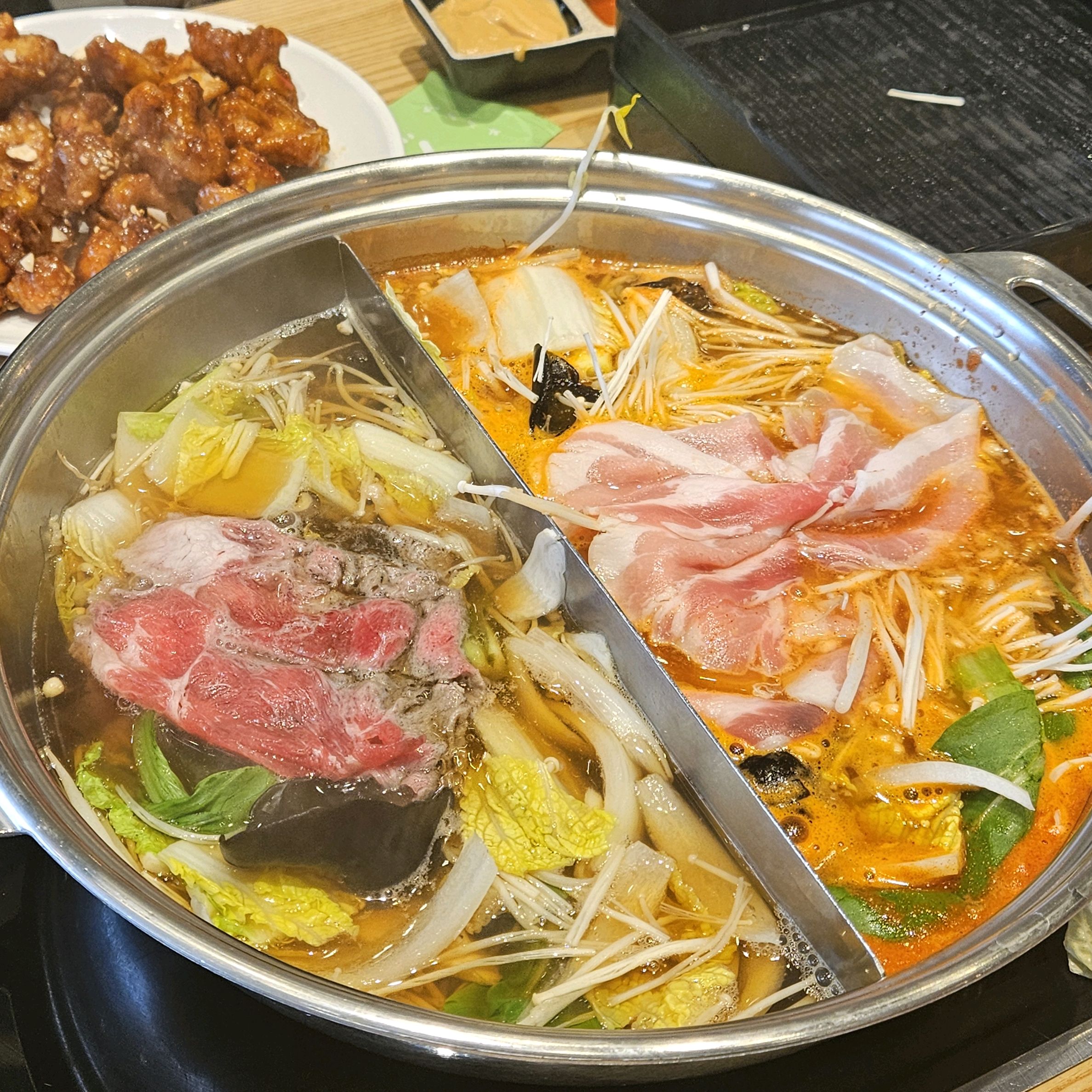 복잡하고 바닥 찐득함 - 부산 연산동 맛집 샤브20 부산연산점