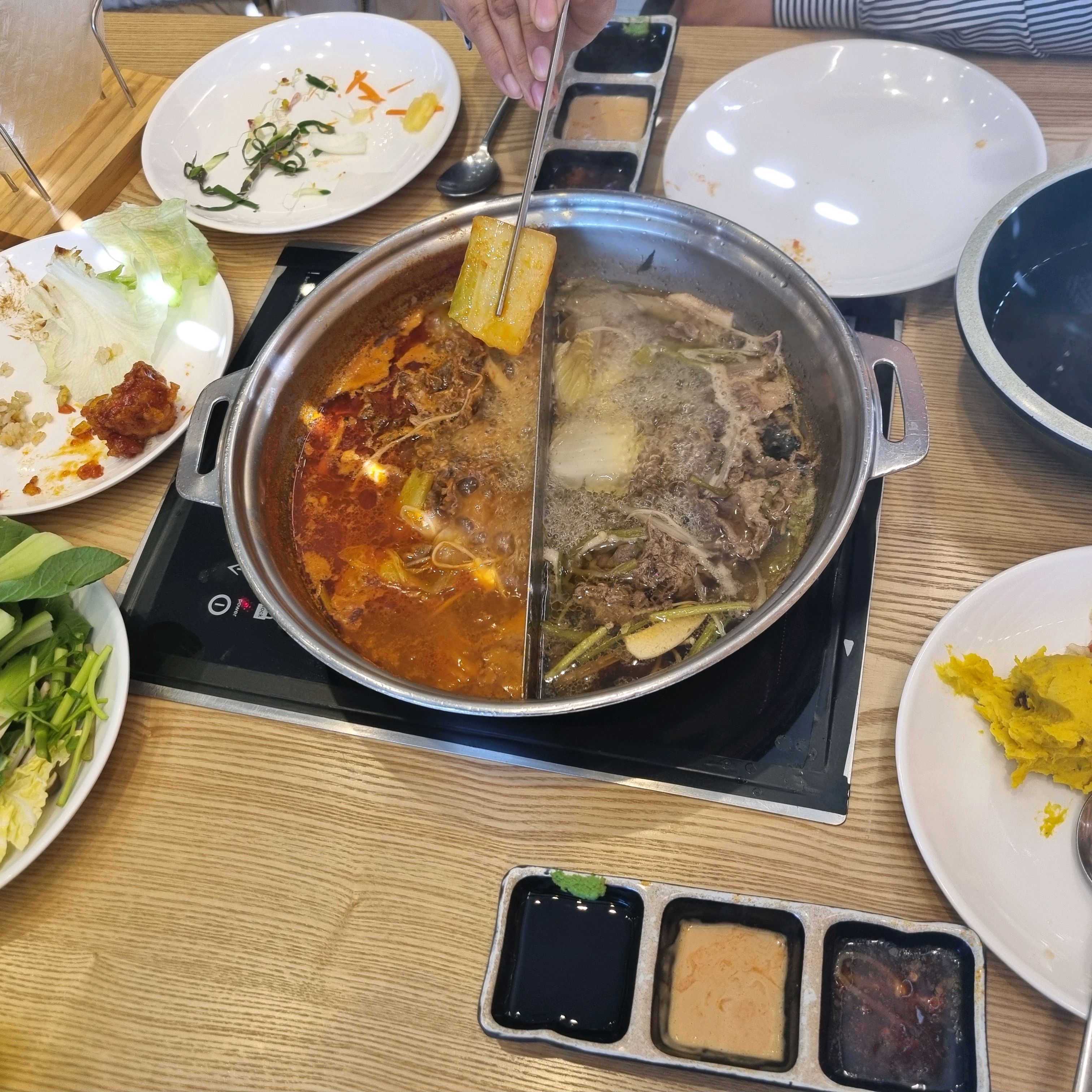 포항은 전체적으로 맛집 없고 비싸고 불친절한데 - 포항 이동 맛집 샤브20 이동점
