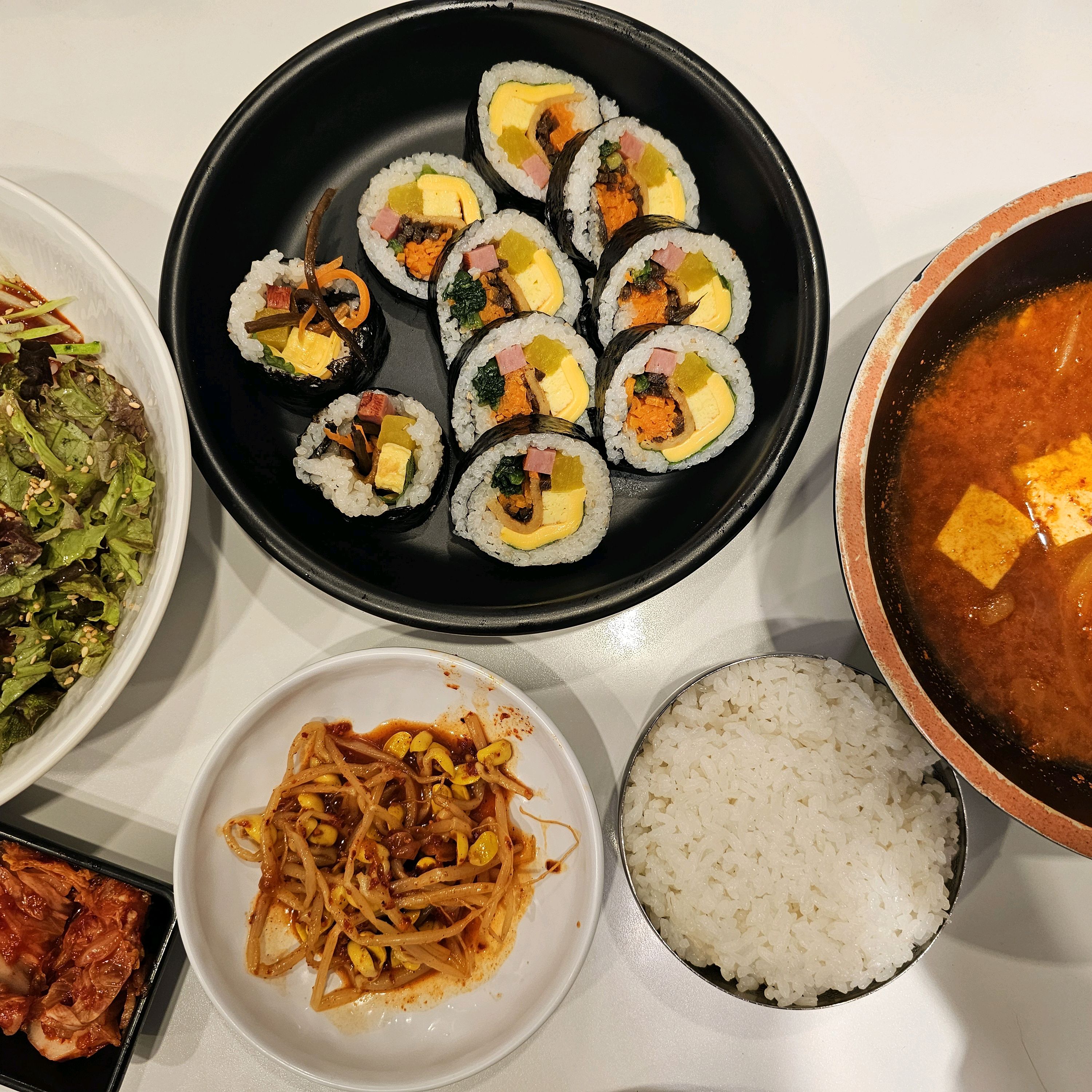 메뉴가 다양하고 특히 분식 메뉴들이 맛있어서 좋아요 - 천호동 맛집 싸다김밥 천호역점