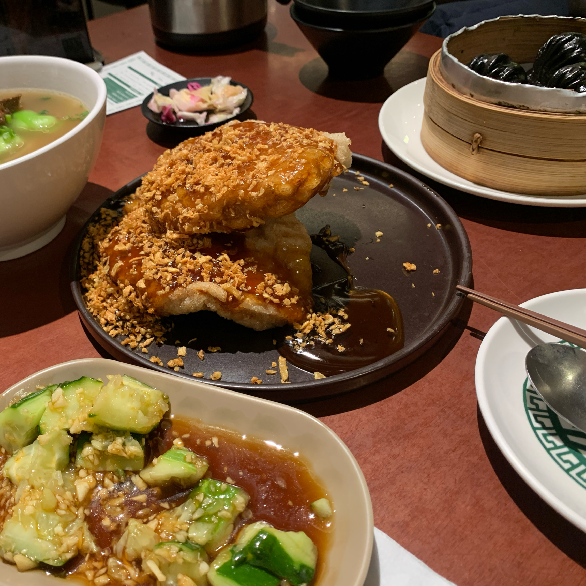 [여의도 맛집 호우섬 더현대서울점] 직접 가본 로컬 리뷰
