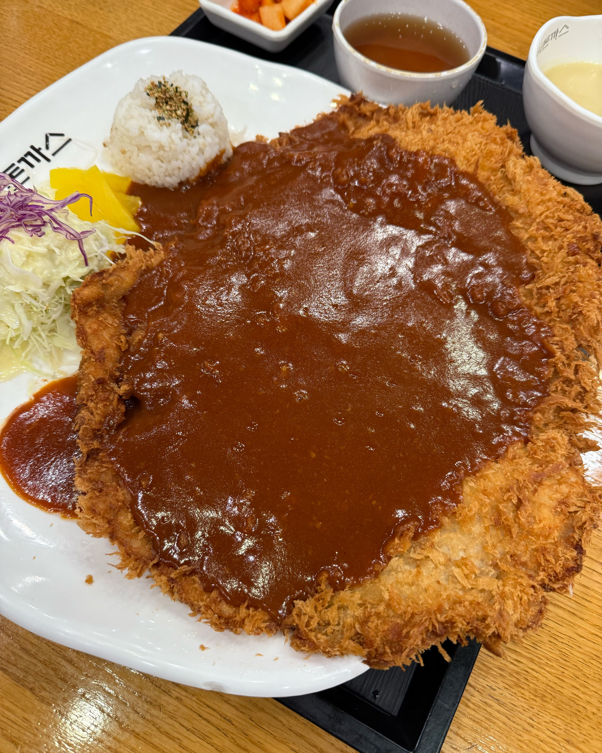 오늘도 홍돈인증💕 - 원주 행구동 맛집 홍익돈까스 원주점