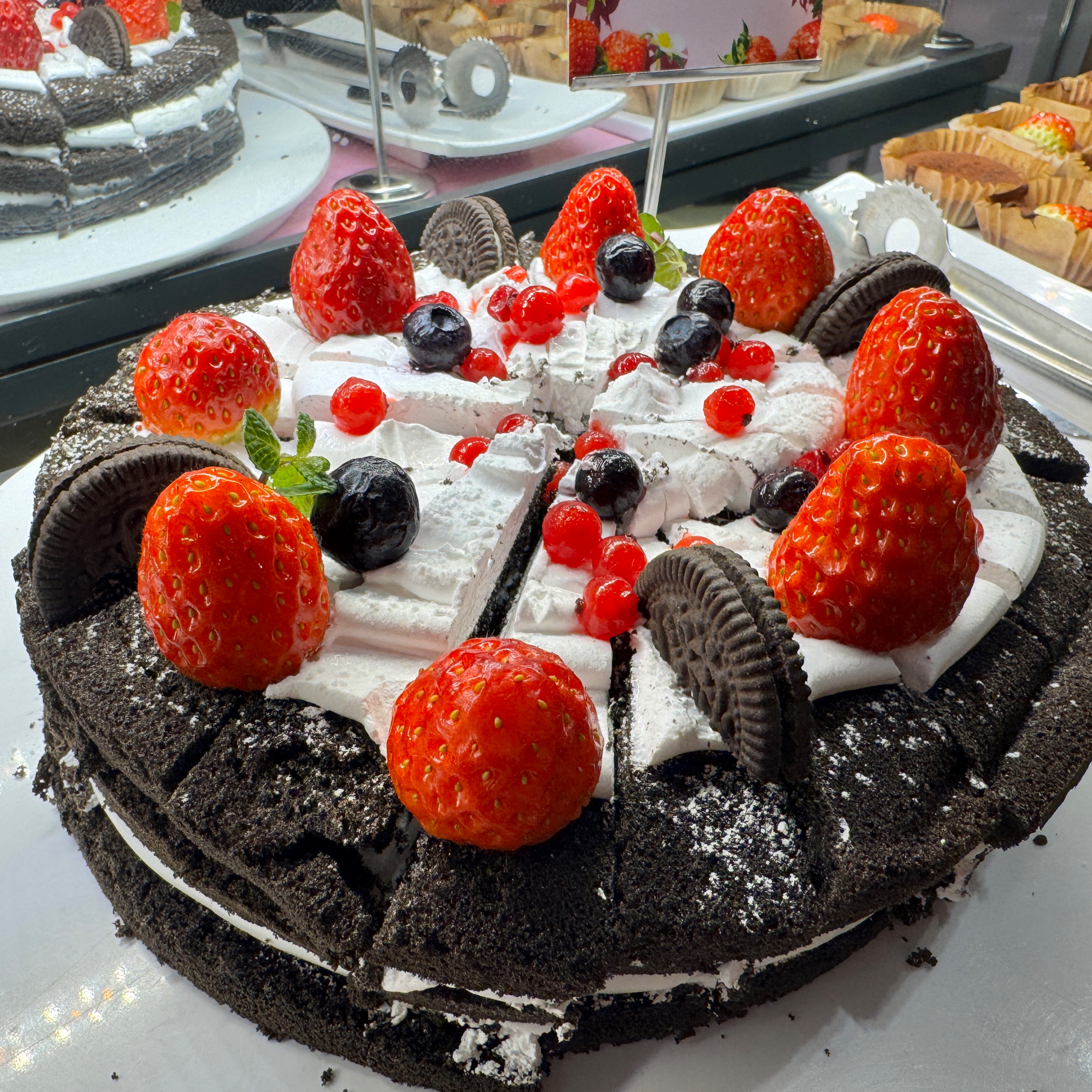 딸기축제라 다녀왔어요. - 청량리 맛집 애슐리퀸즈 롯데백화점 청량리점