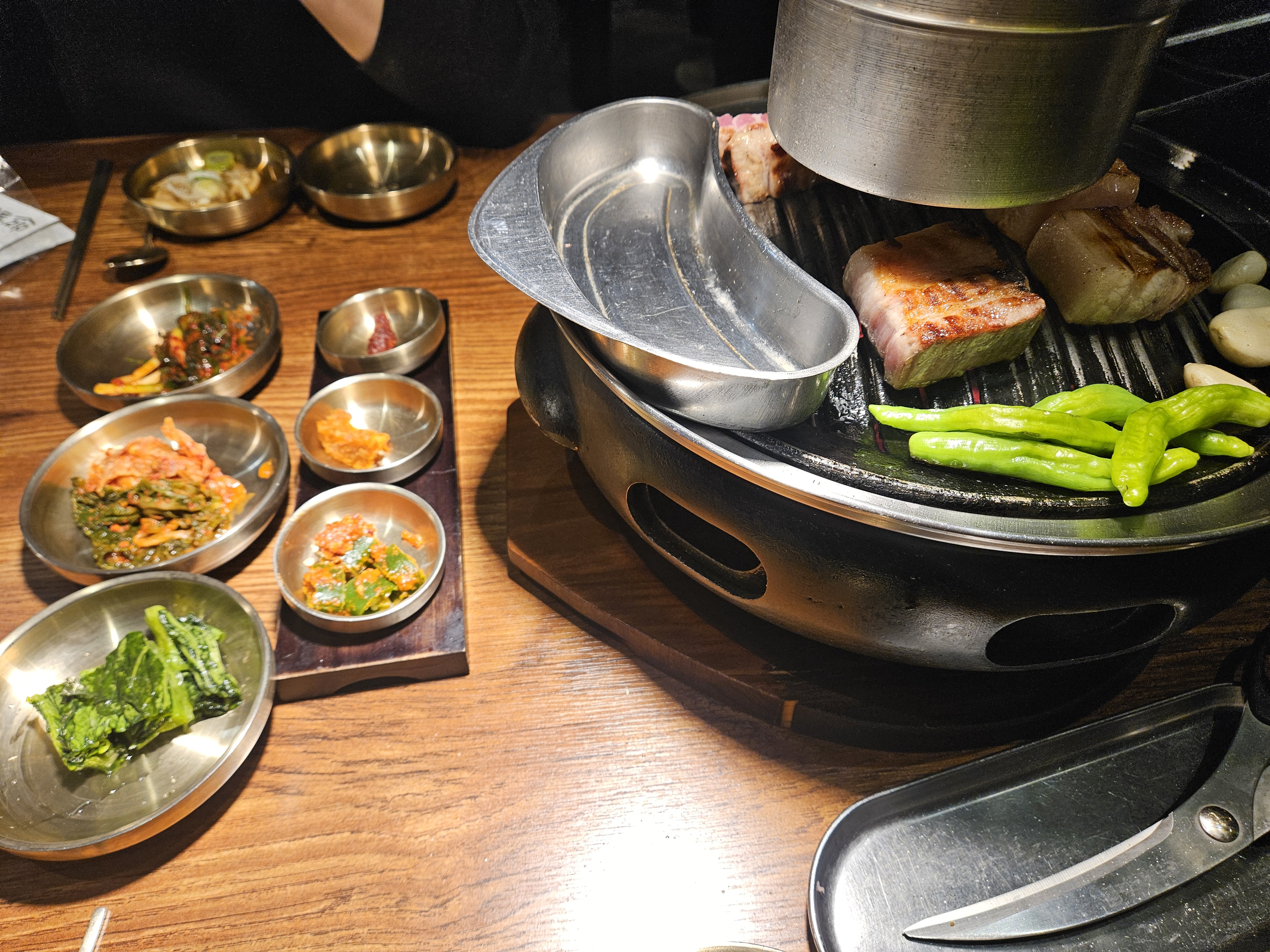 [홍대입구역 맛집 청돈옥 홍대본점] 직접 가본 로컬 리뷰