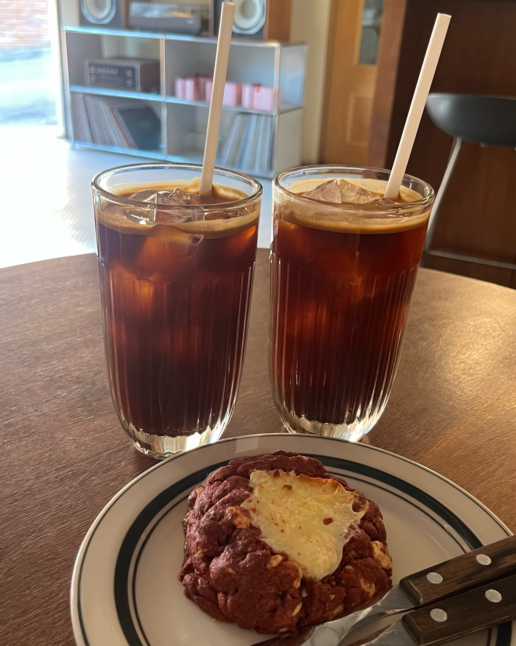 [경리단길 맛집 Cafe TRVR] 직접 가본 로컬 리뷰
