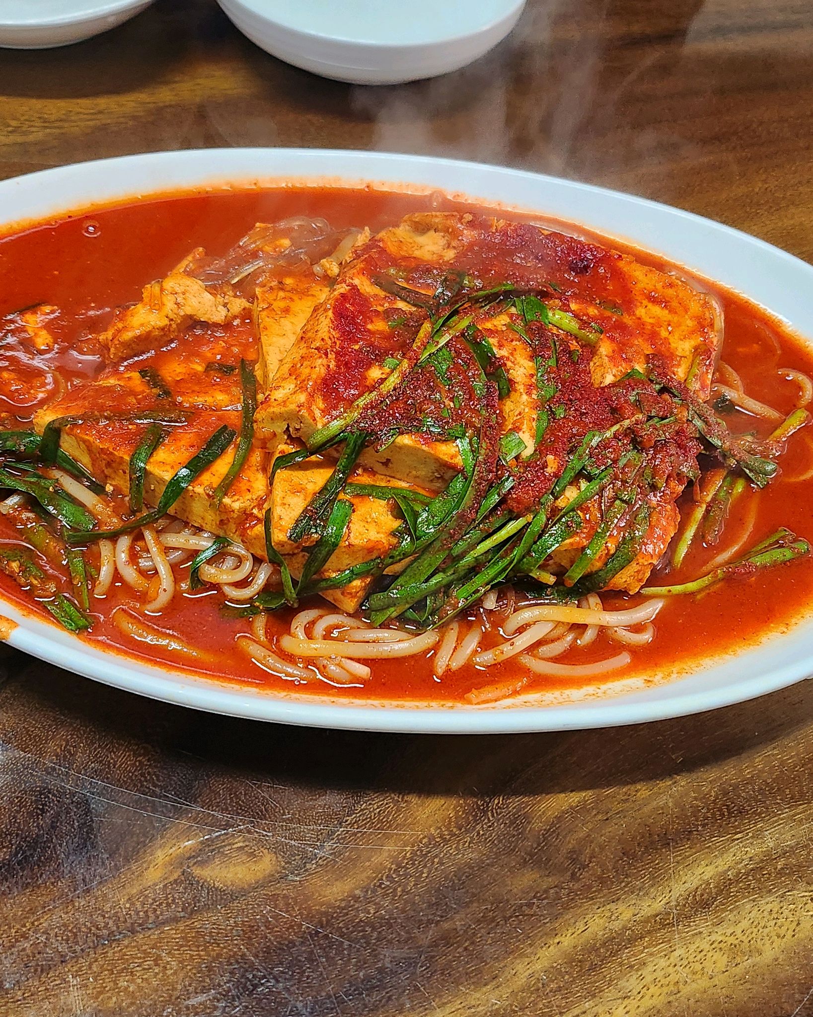 기다려서라도먹어볼만한음식 깔끔하고 단백하네요 친절하시구요 맛집입니다 - 대전 맛집 별난집