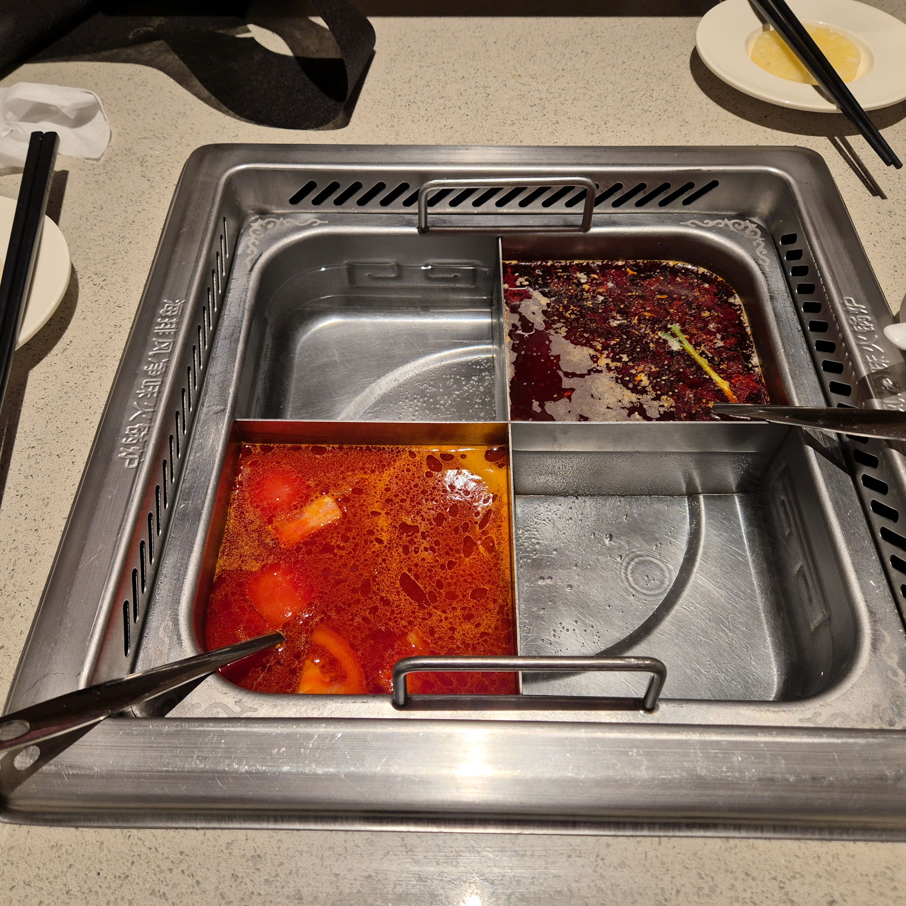 홍대에 일 보러 갔다가 홍대점 예약 안돼서 가산점으로 예약함 - 가산디지털단지 맛집 하이디라오 가산점