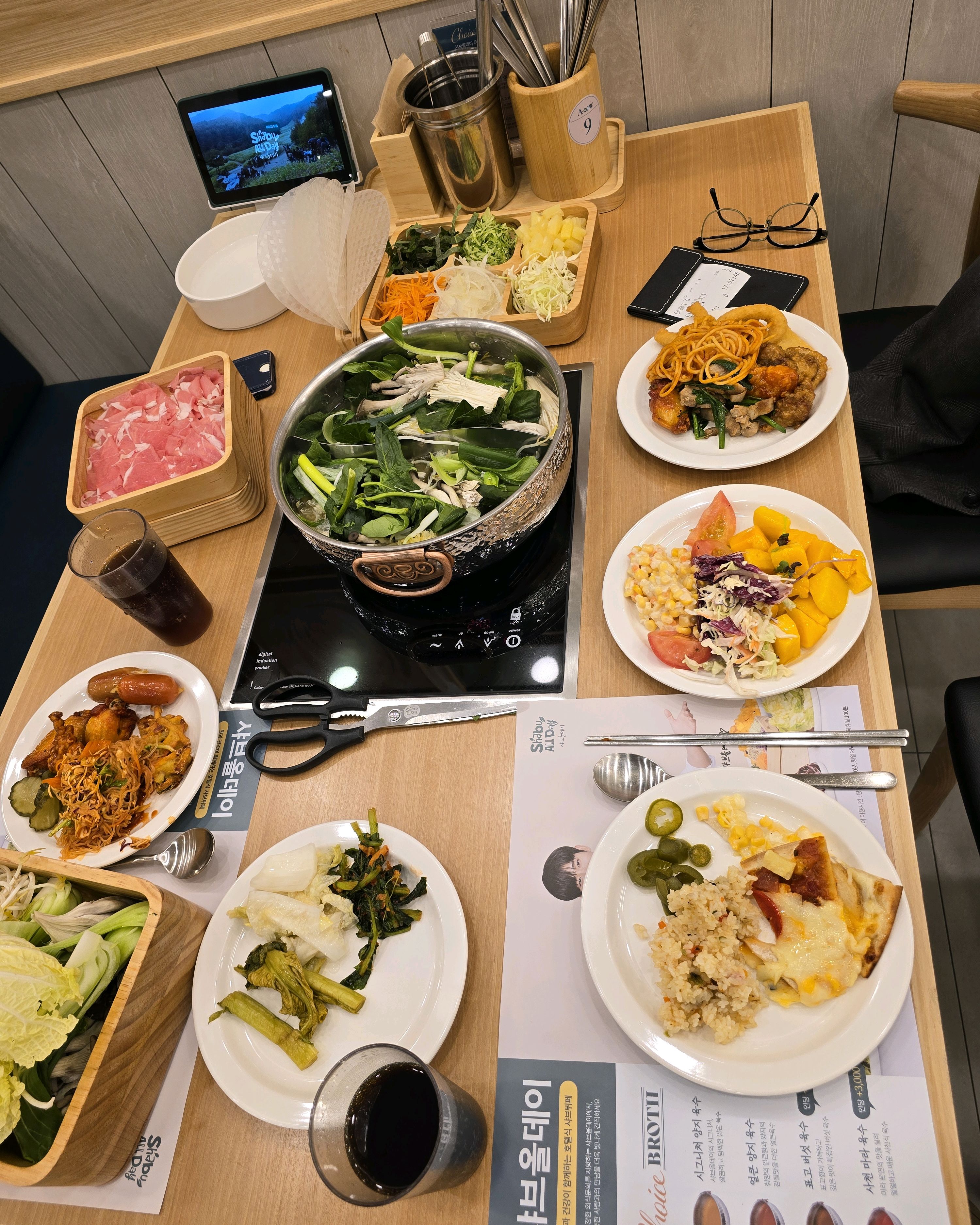 5시 입장 해서 잘 먹고 왔어요 - 청주 봉명동 맛집 샤브올데이 청주봉명점
